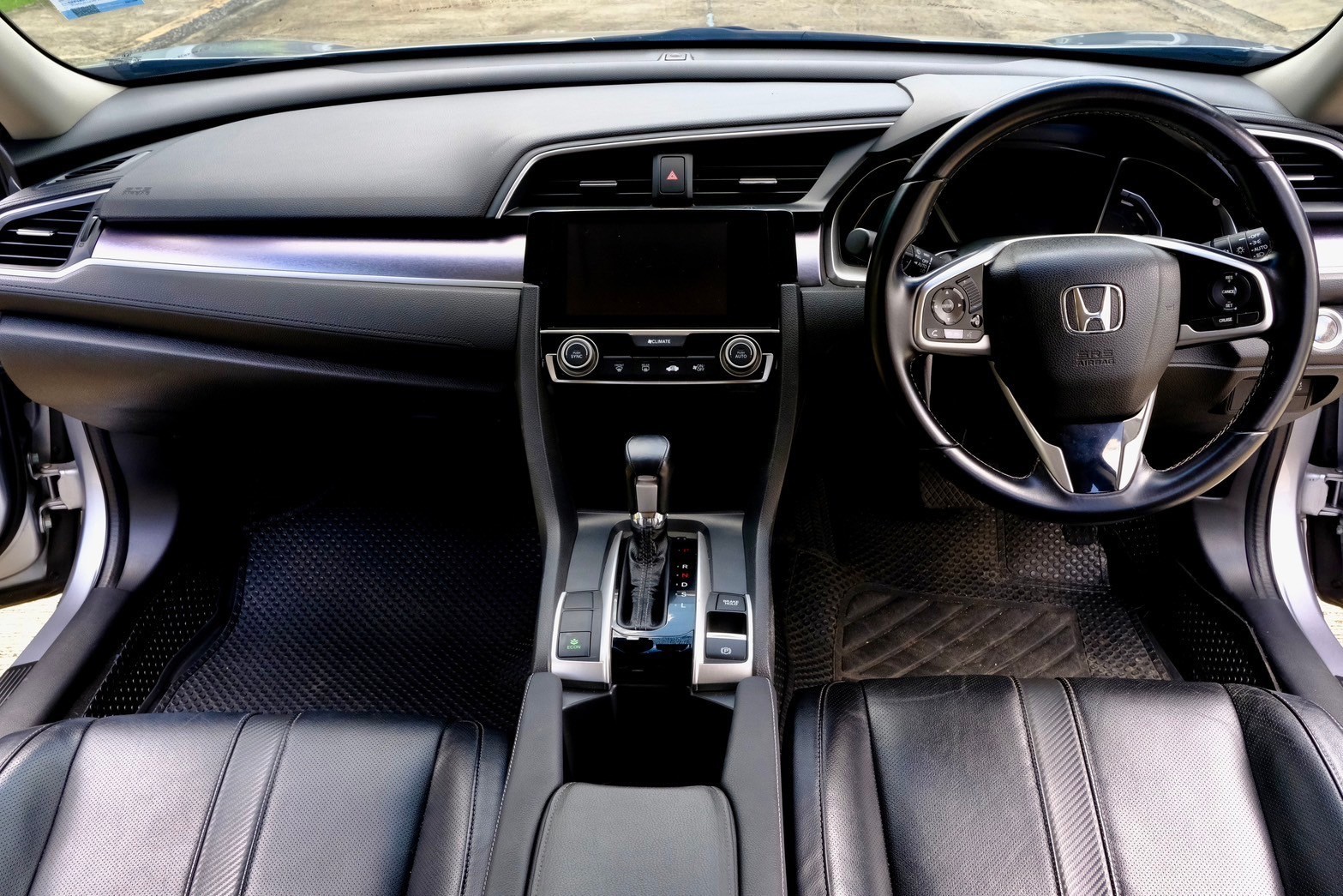 Honda Civic 1.5 Turbo CVT AT ปี 2017 เทา ไมล 12x,xxx kl (รูปที่ 17)