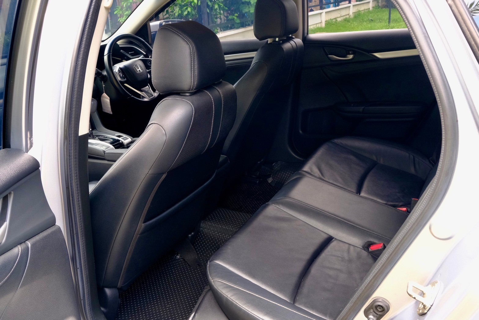 Honda Civic 1.5 Turbo CVT AT ปี 2017 เทา ไมล 12x,xxx kl (รูปที่ 14)