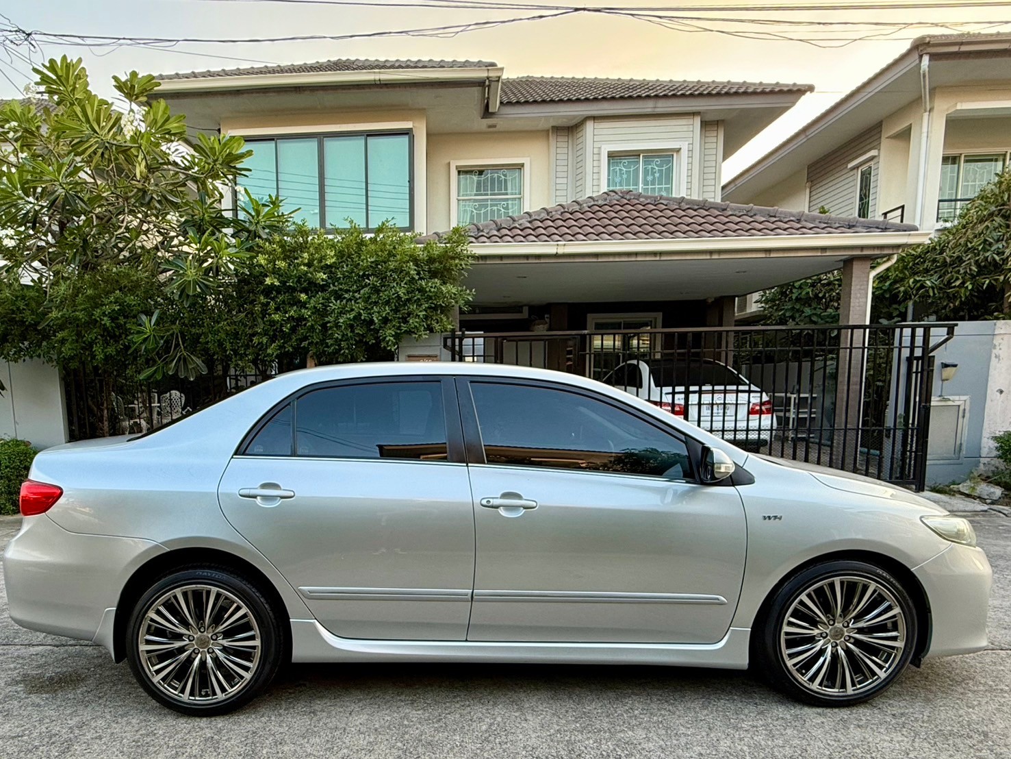 Toyota Altis 1.6E CNGโรงงาน เครื่องยนต์: เบนซิน เกียร์:AT ปี: 2012 จด2014 สี: เทา (รูปที่ 17)