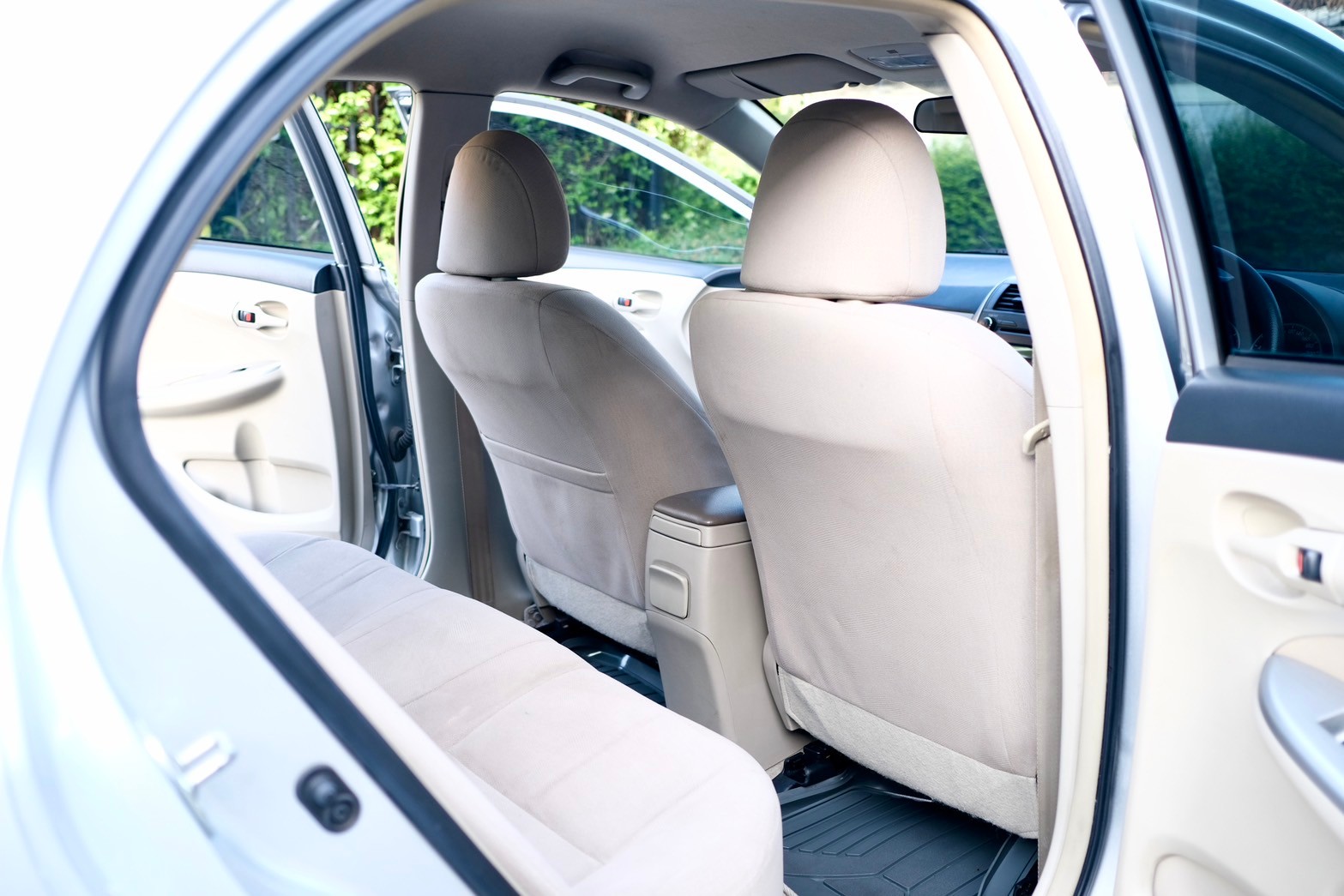 Toyota Altis 1.6E CNGโรงงาน เครื่องยนต์: เบนซิน เกียร์:AT ปี: 2012 จด2014 สี: เทา (รูปที่ 16)