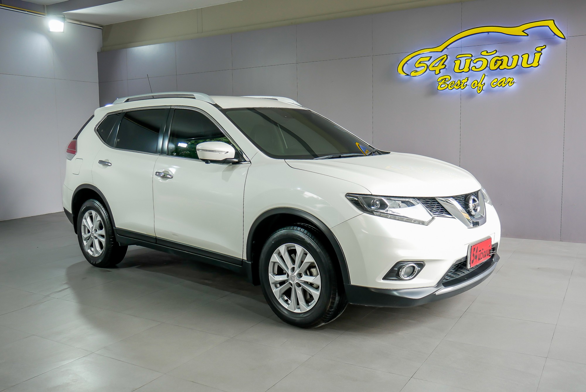 Nissan X-trail ปี 2016 สีขาว