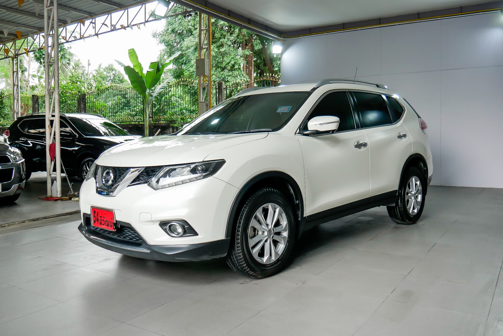 Nissan X-trail ปี 2016 สีขาว (รูปที่ 3)
