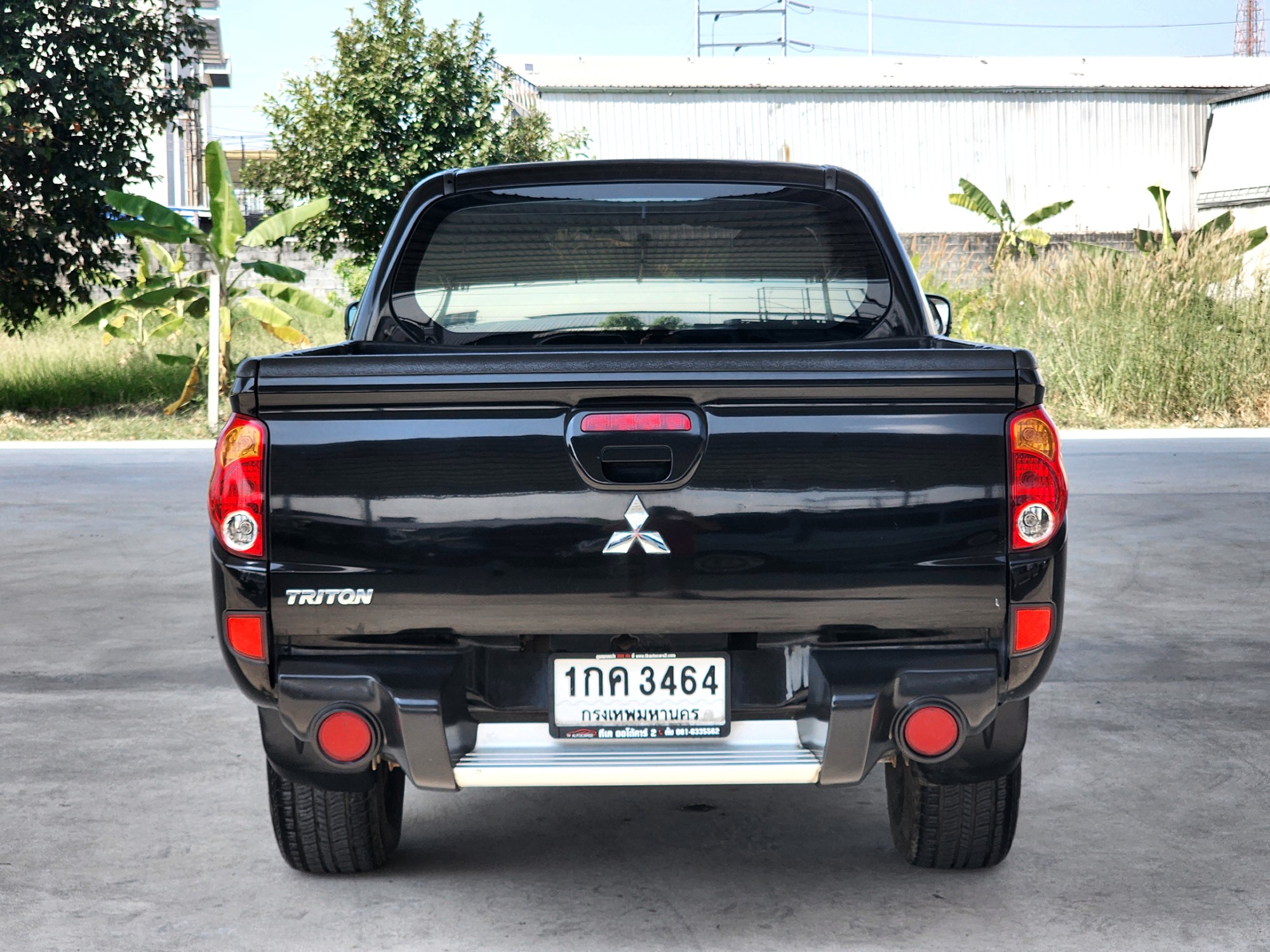 2012 Mitsubishi Triton Double cab สีดำ (รูปที่ 8)
