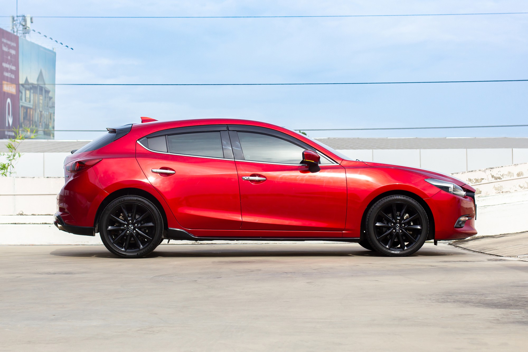 MAZDA3 HATCHBACK 2.0S A/T ปี 2018 auto รถสวย (รูปที่ 13)