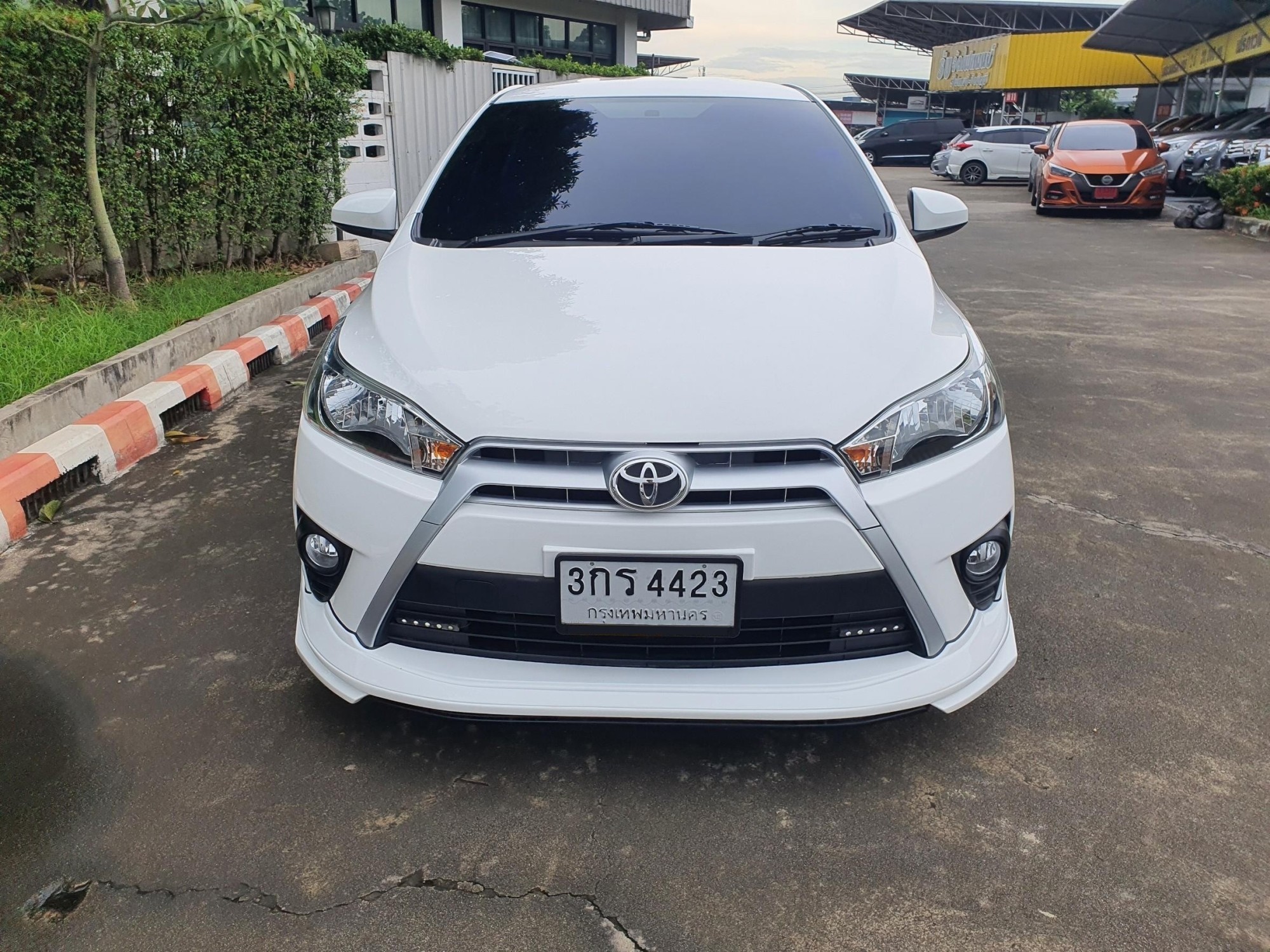 TOYOTA YARIS ECO, 1.2 E ปี 2014 รถสวย ดูแลรักษาดีมาก (รูปที่ 10)