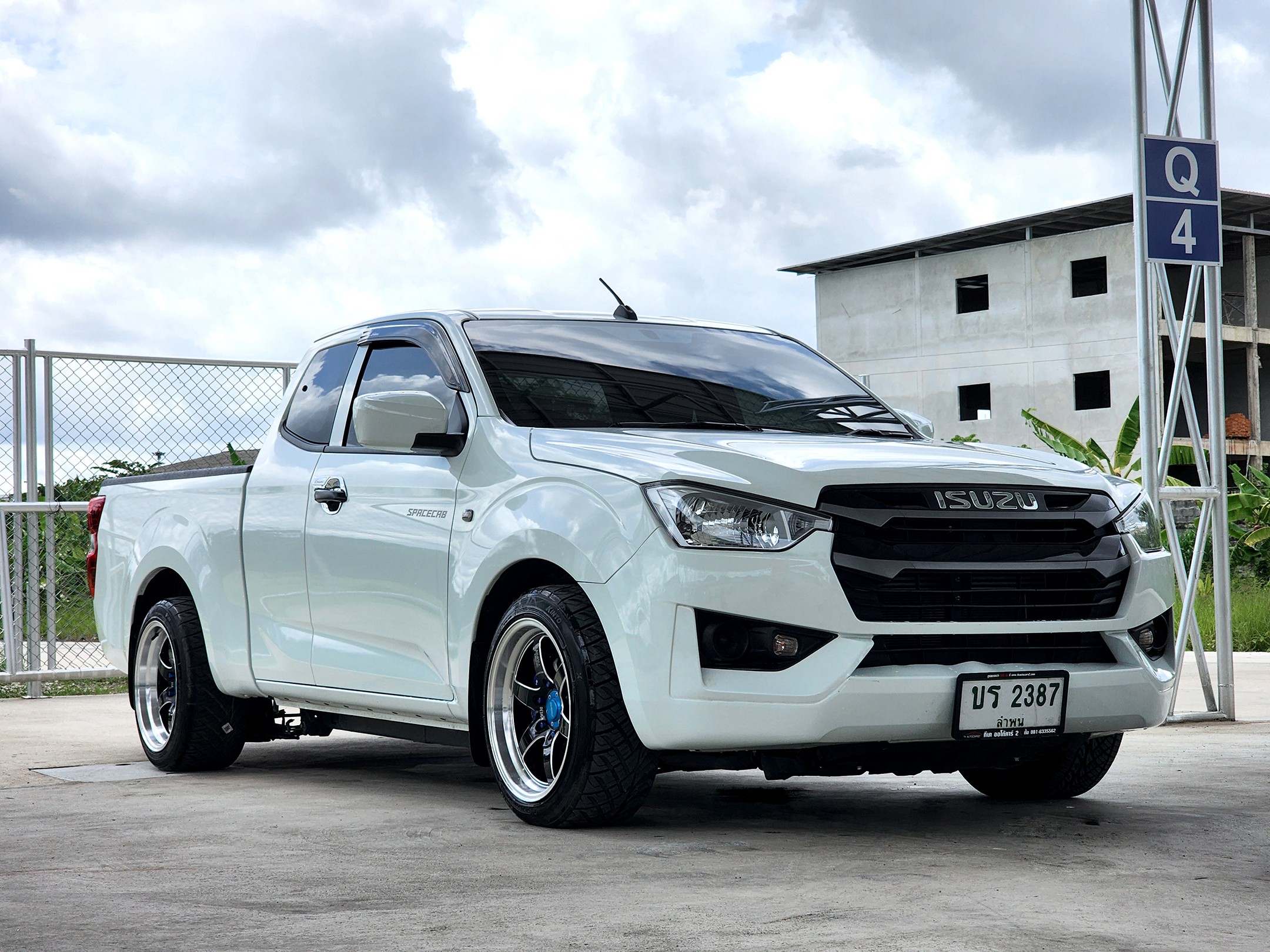ISUZU D-max Space Cab 1.9s M/T ปี 2022 ไมล์ 10,000 กม.