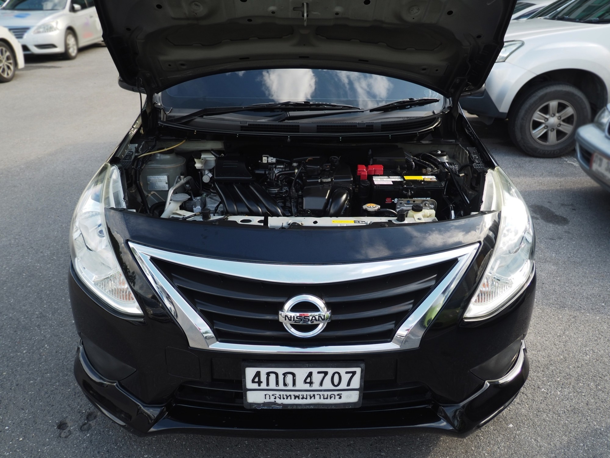 2015 Nissan Almera สีดำ (รูปที่ 16)