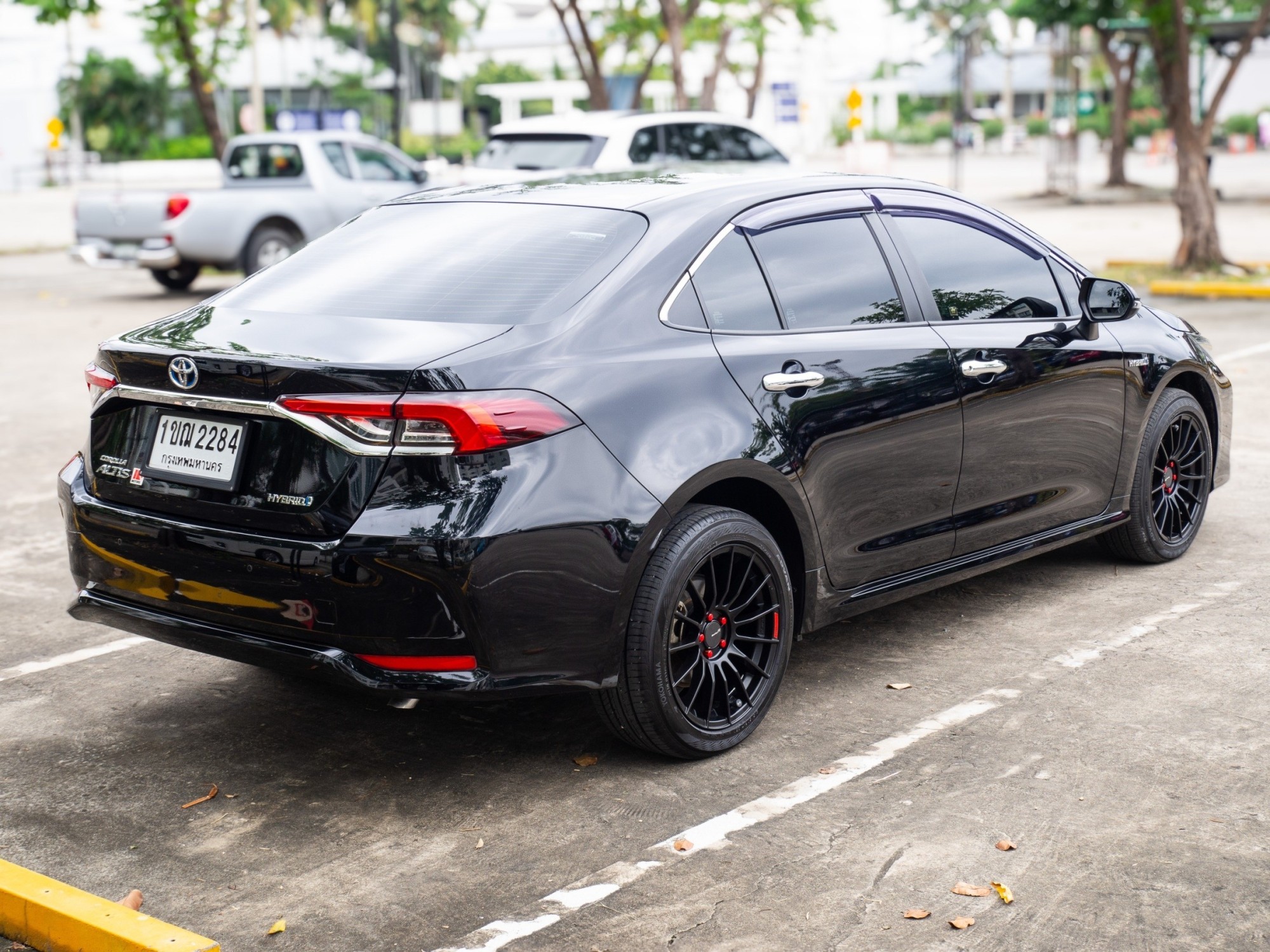 2020 Toyota ALTIS 1.8 HYBRID สีดำ (รูปที่ 13)