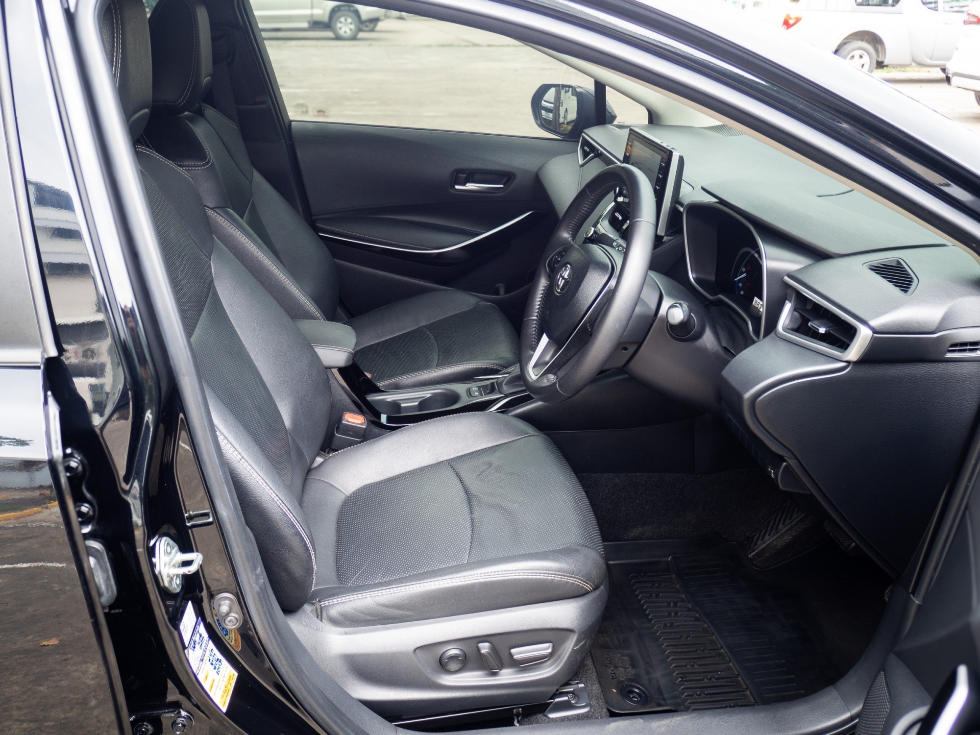 2020 Toyota ALTIS 1.8 HYBRID สีดำ (รูปที่ 14)