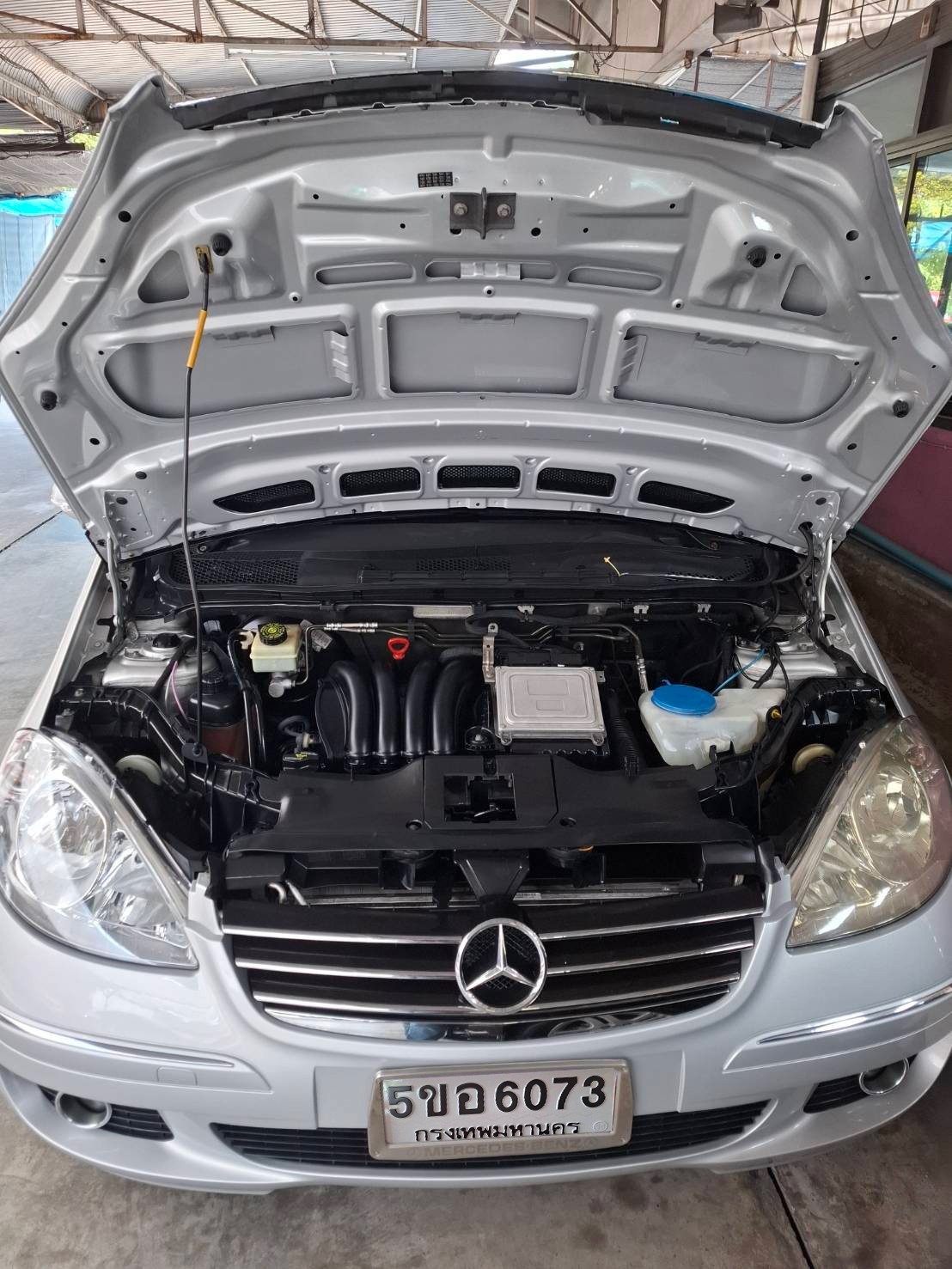 2005 Mercedes-Benz A-Class W169 A200 สีเงิน (รูปที่ 2)