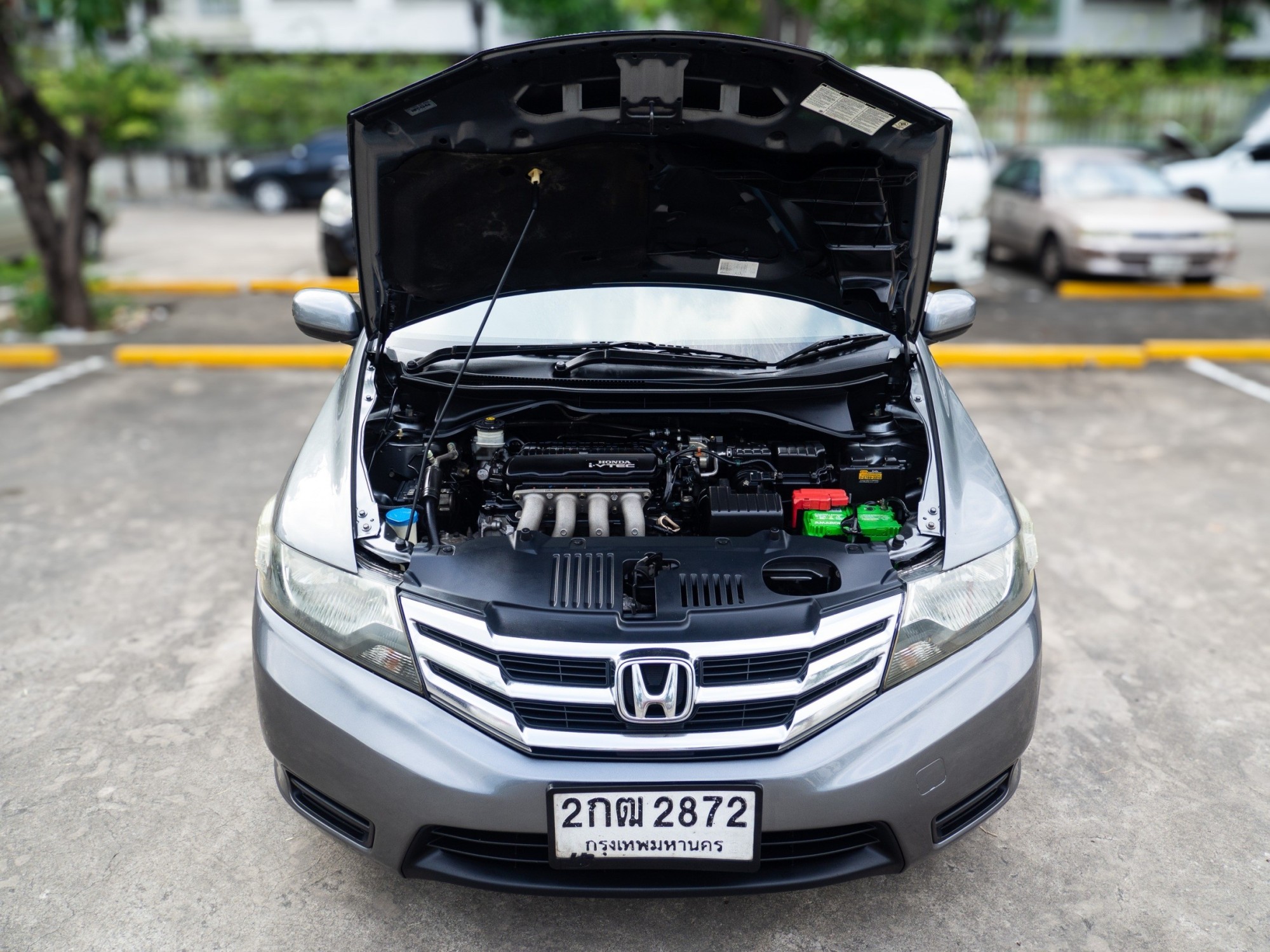2013 Honda City สีเทา (รูปที่ 19)