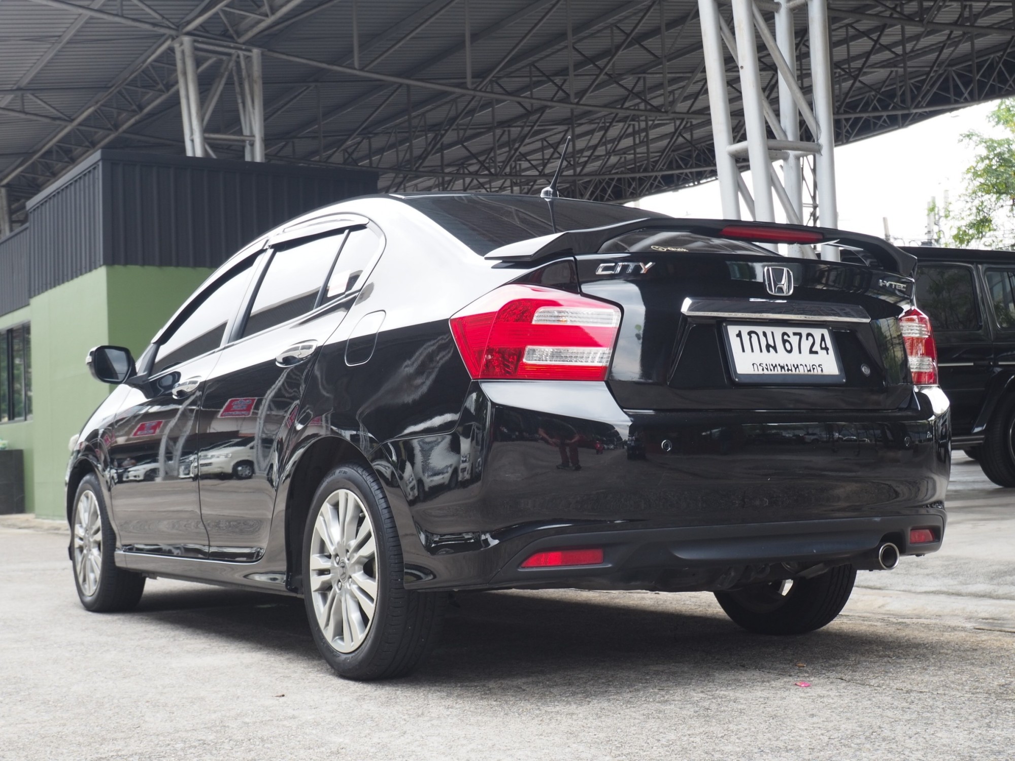 2013 Honda City สีดำ (รูปที่ 8)