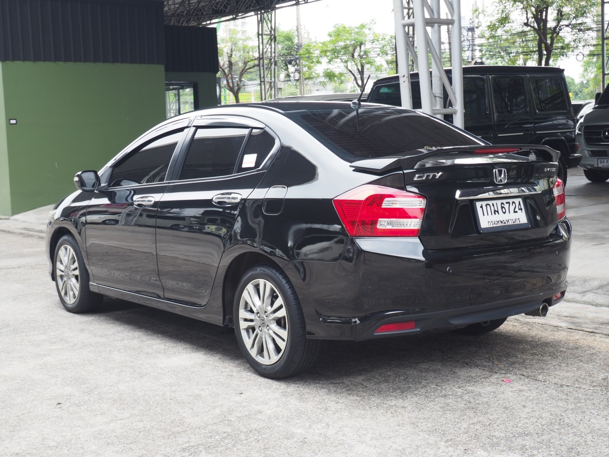 2013 Honda City สีดำ (รูปที่ 12)