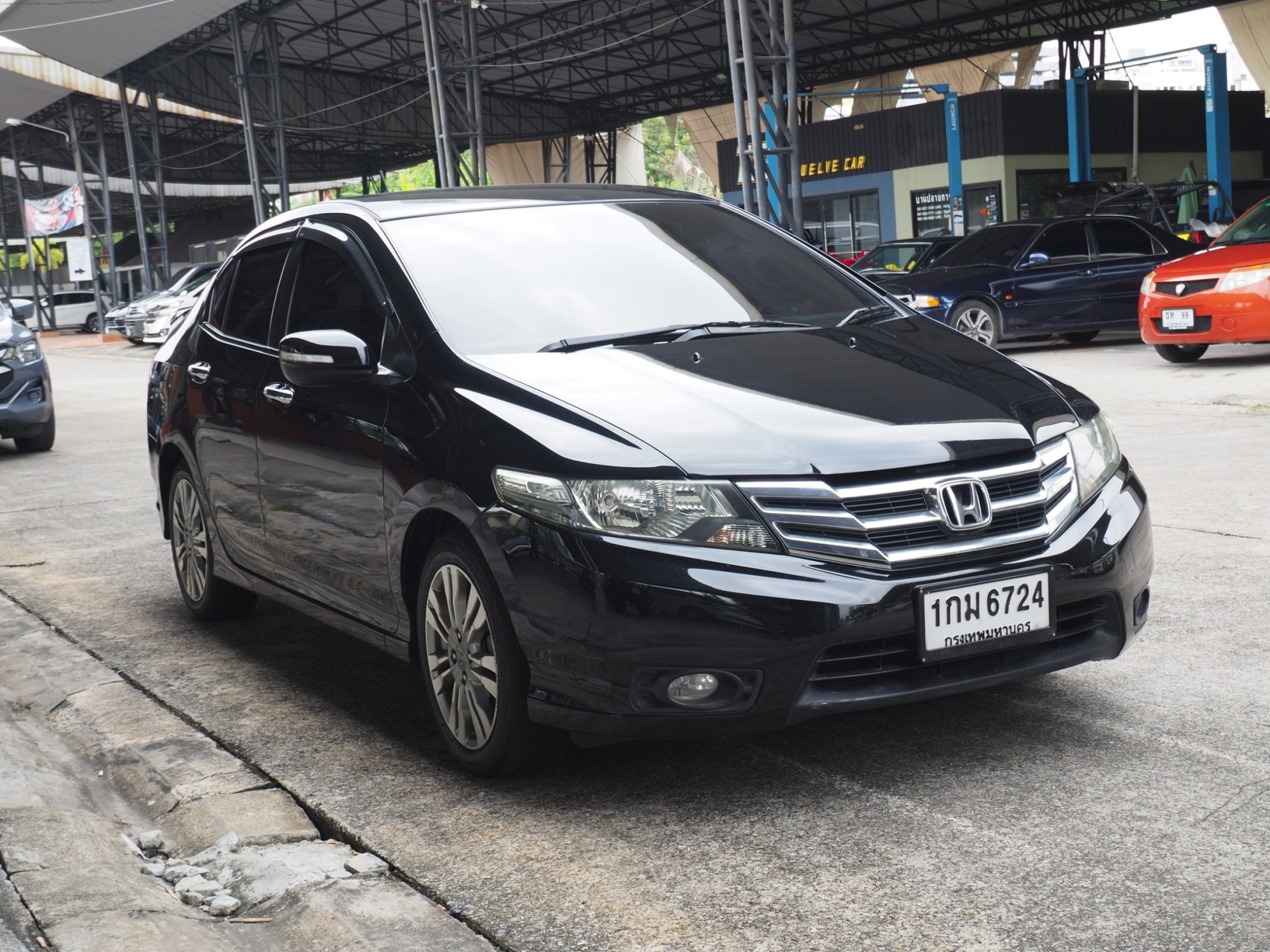 2013 Honda City สีดำ (รูปที่ 10)
