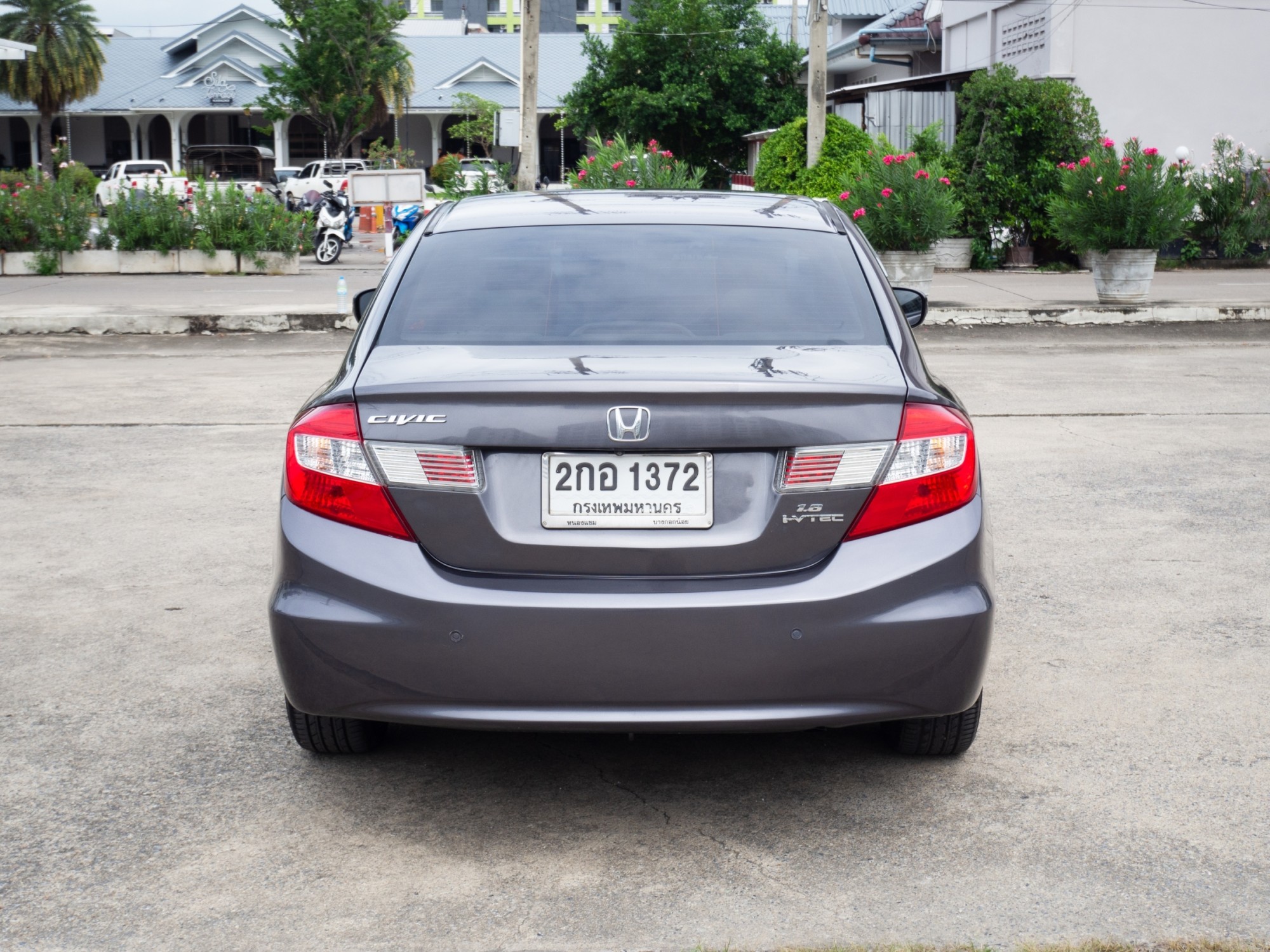 2016 Honda City สีเทา (รูปที่ 17)
