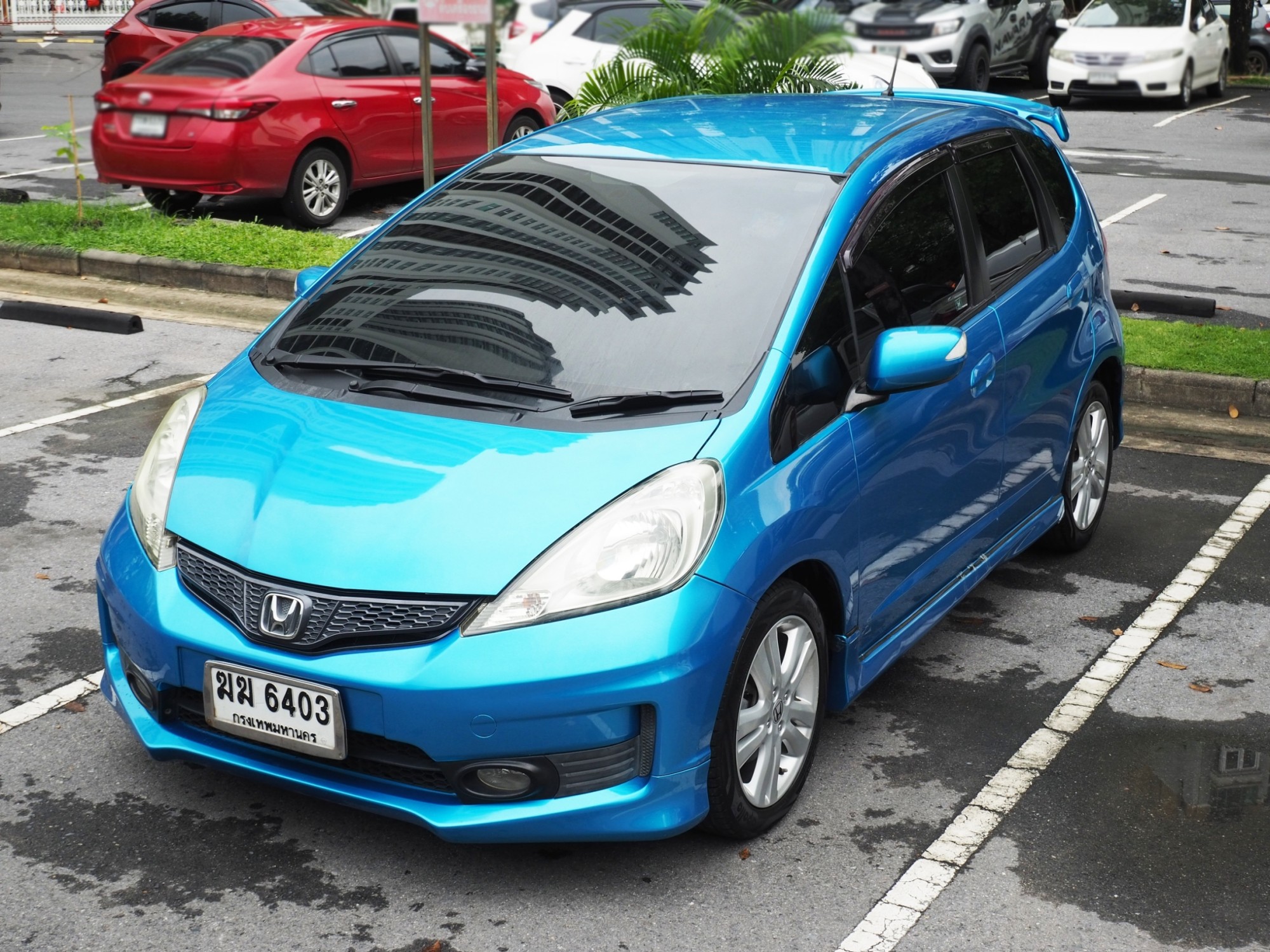 2012 Honda Jazz GE สีฟ้า (รูปที่ 15)