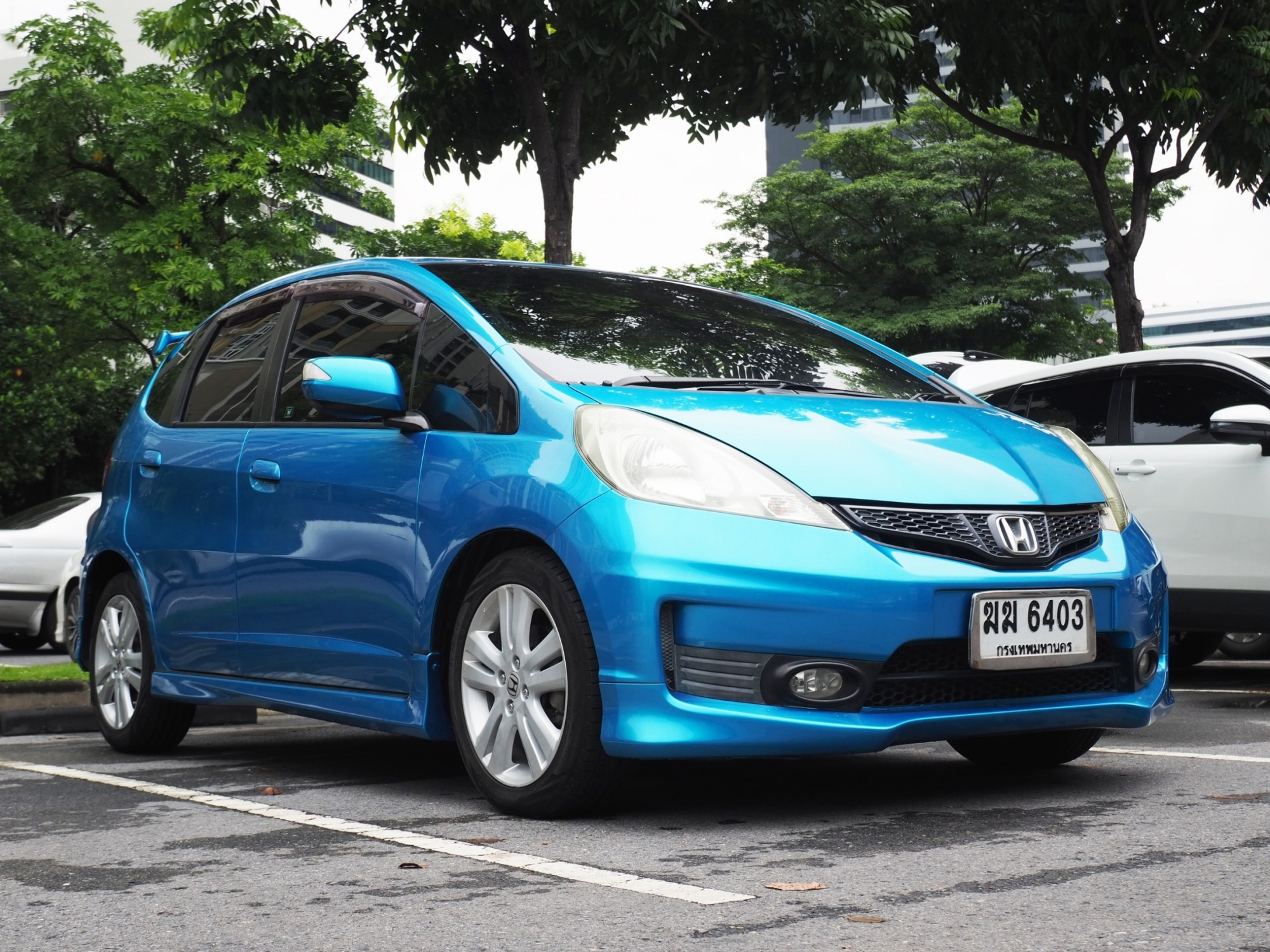2012 Honda Jazz GE สีฟ้า (รูปที่ 17)