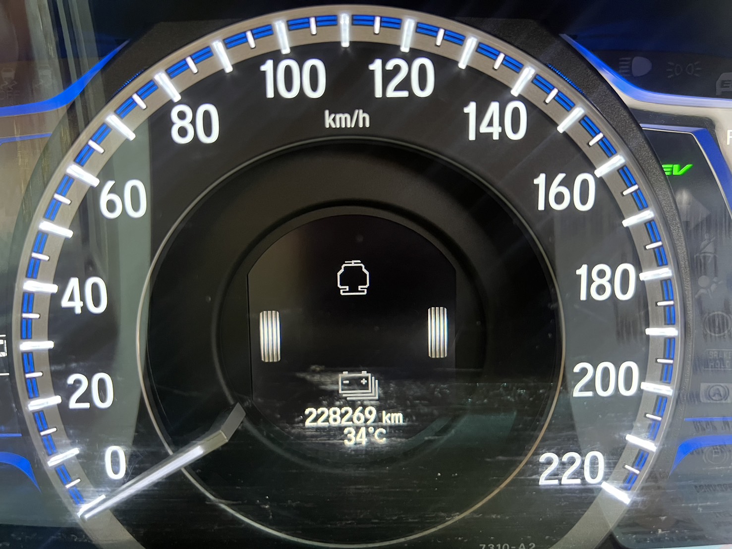 HONDA ACCORD 2.0 HYBRID ปี 2015 จด 2017 รถมือป้ายแดงเข้าศูนย์ทุกระยะ (ป้ายเจ้าของขอคืน) (รูปที่ 10)