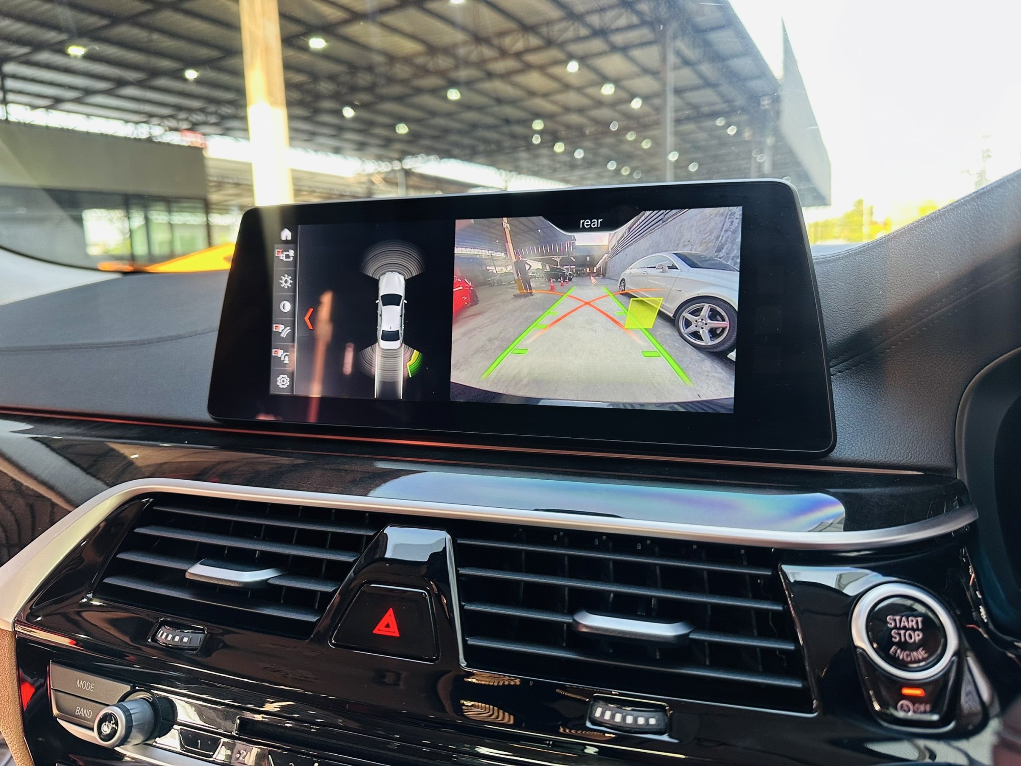 2018 BMW SERIES 5, 520d SPORT โฉม G30 (รูปที่ 17)