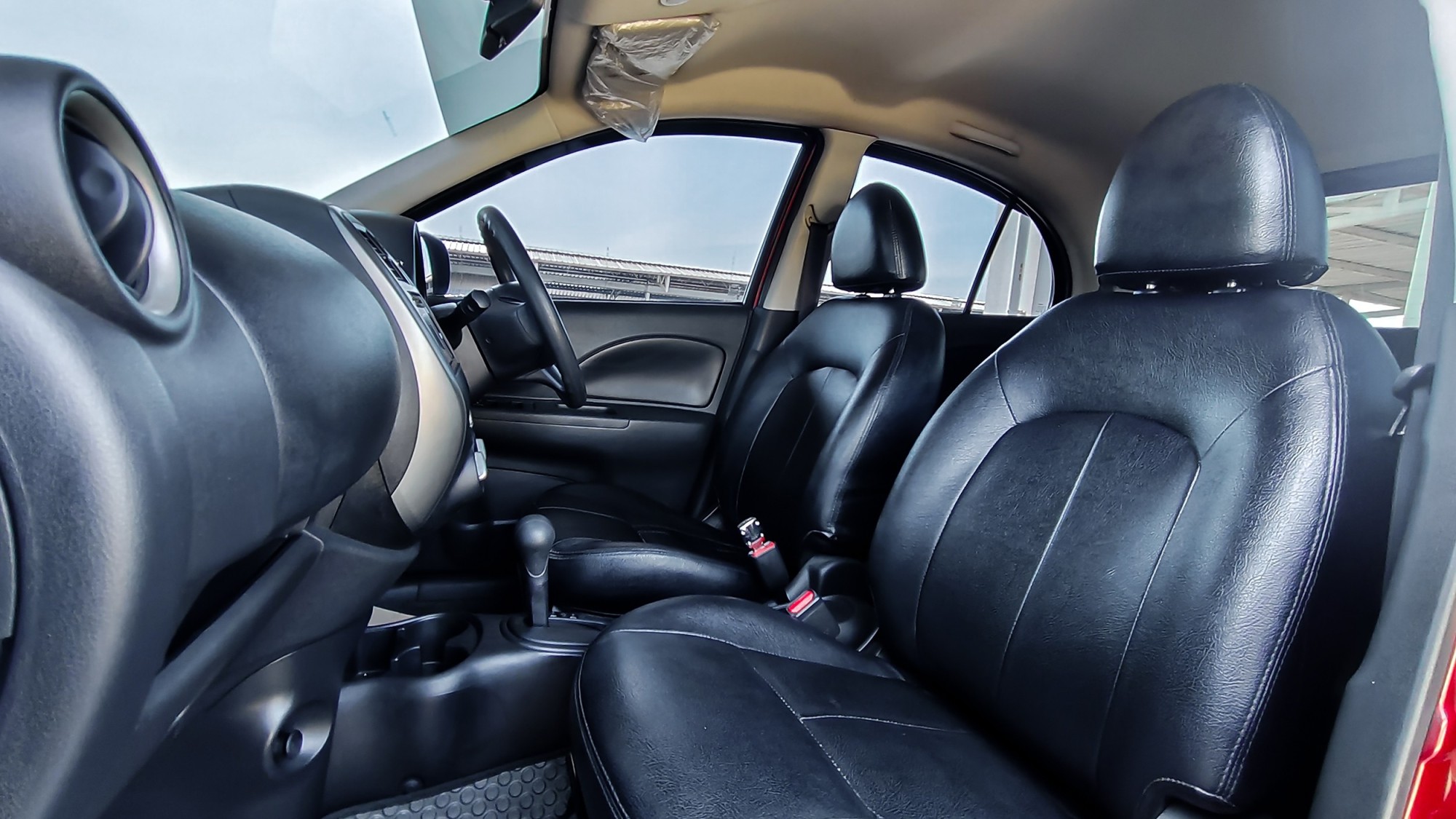 NISSAN March 1.2EL CVT ปี 2016 auto (รูปที่ 3)