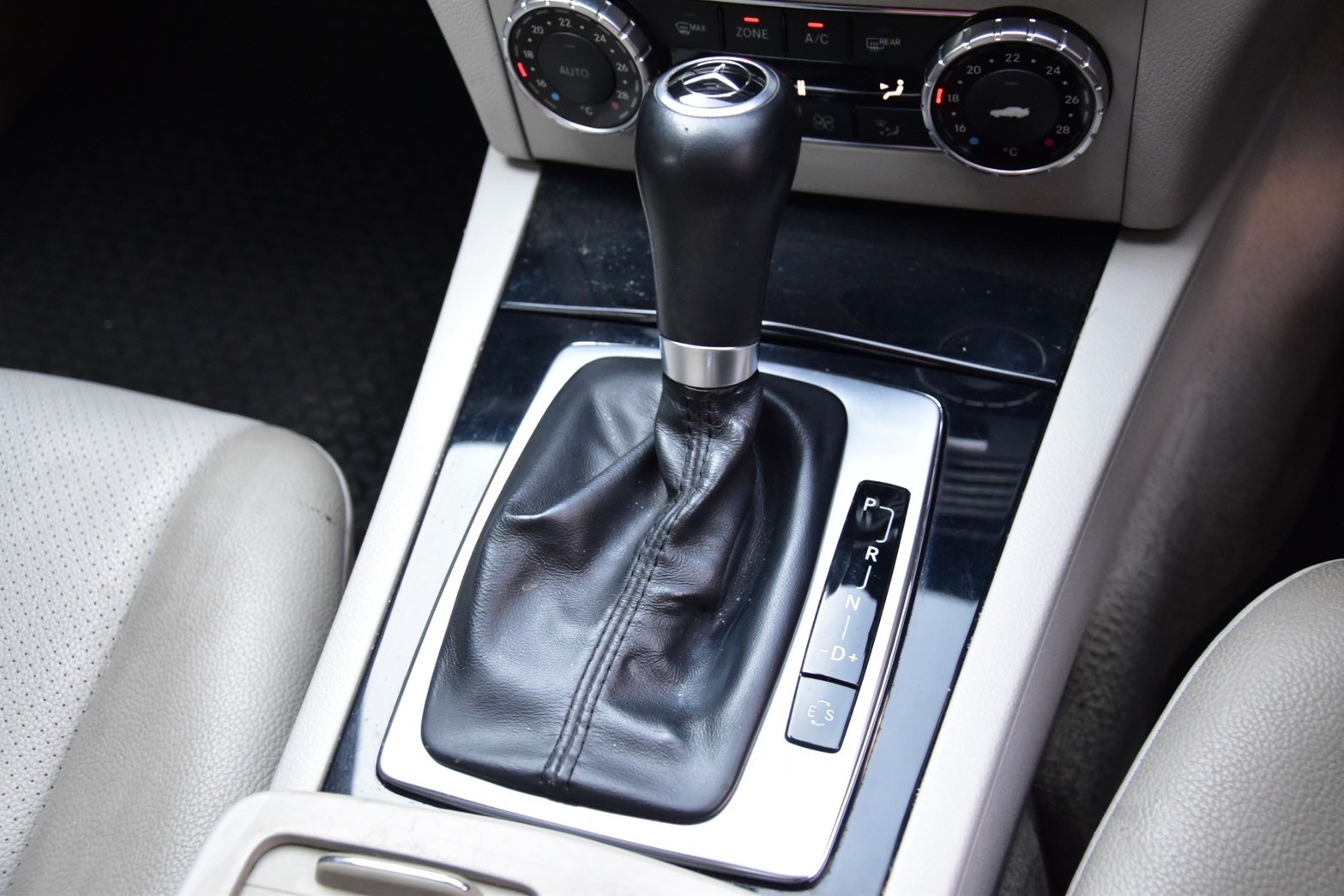 Benz C200 Avantgarde W204 ปี 2012 จด 14 (รูปที่ 13)