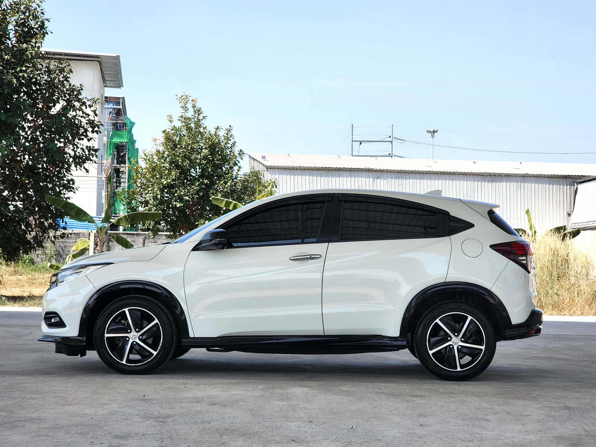 Honda Hrv 1.8RS Sunroof รุ่นท๊อปสุด ปี 2019 ไมล์ 119,000 กม. (รูปที่ 10)
