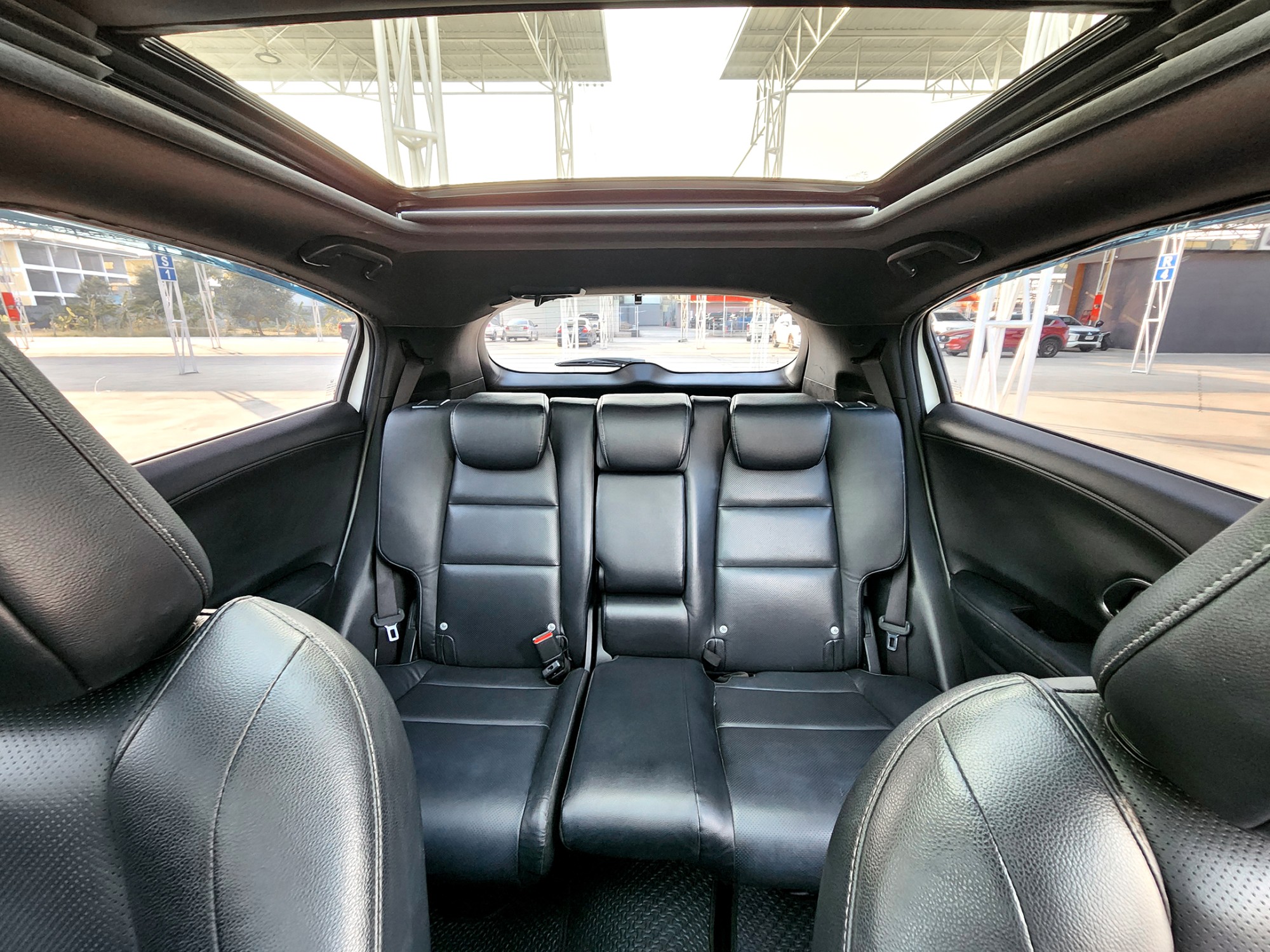 Honda Hrv 1.8RS Sunroof รุ่นท๊อปสุด ปี 2019 ไมล์ 119,000 กม. (รูปที่ 7)