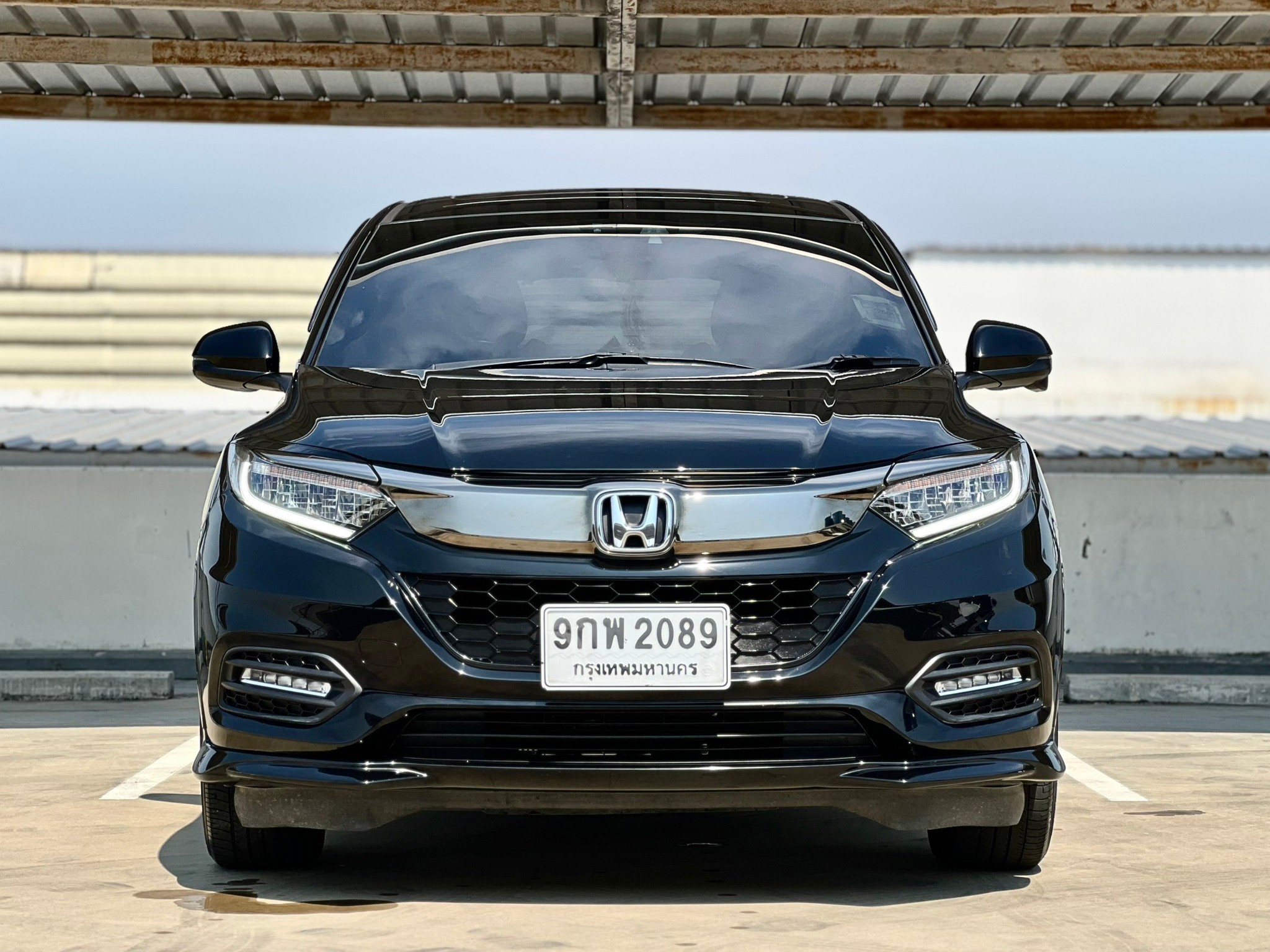 HONDA HRV, 1.8 RS ปี 2020 เบาะภายในแดง มือเดี่ยวป้ายแดง ฟรีดาวน์ (รูปที่ 18)
