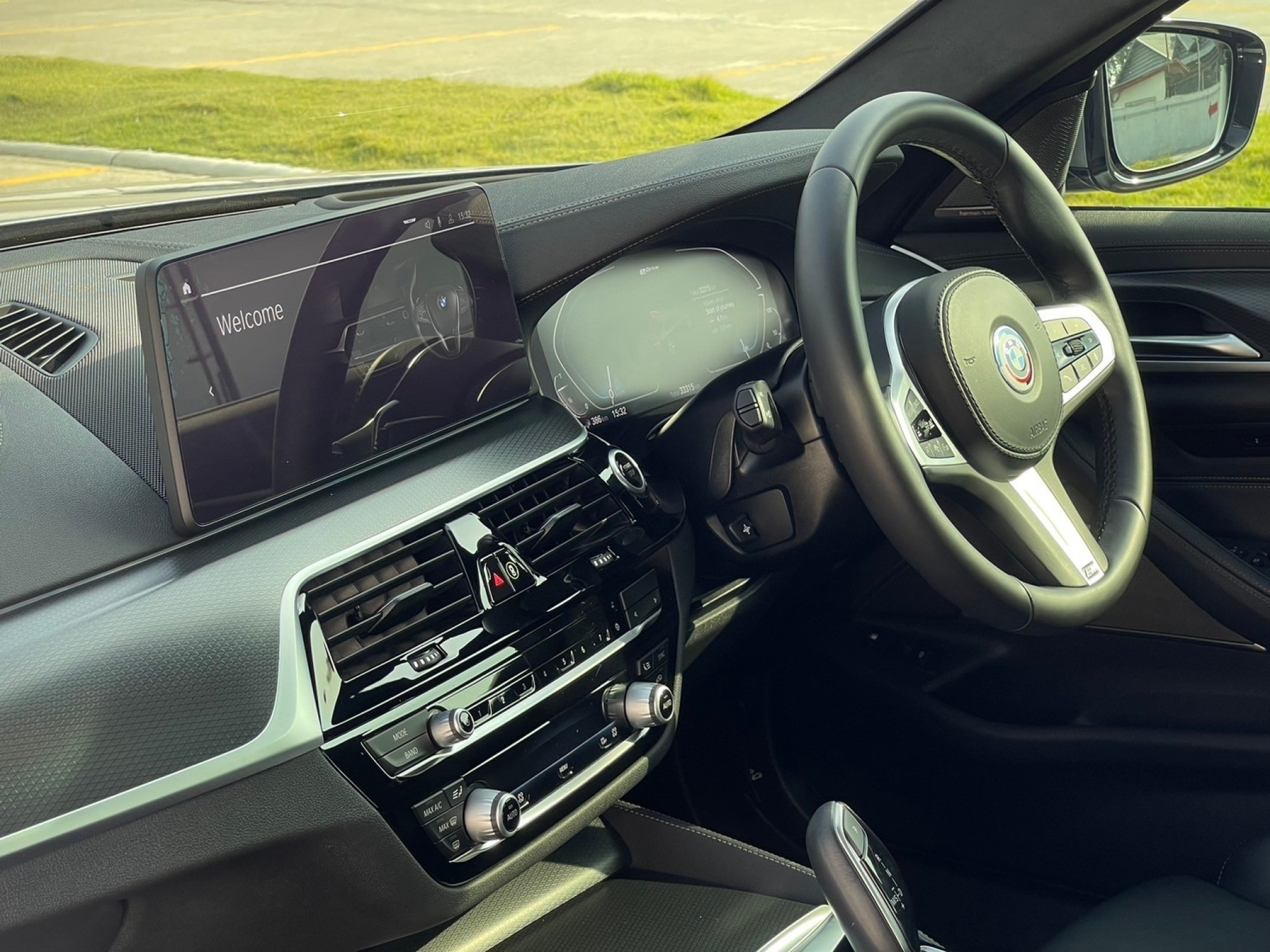 BMW 530e M Sport G30 LCI 2020 จด 2022 ไมลฺ์ 33,000 กม. (รูปที่ 10)