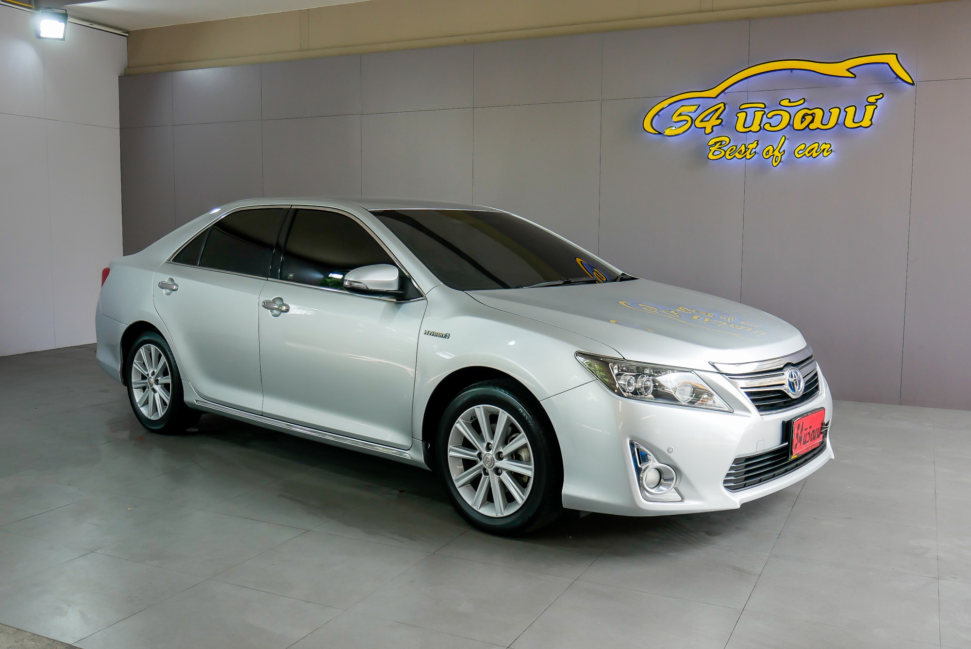 TOYOTA CAMRY 2.5 HV MP3 ปี 2012 สีเทา