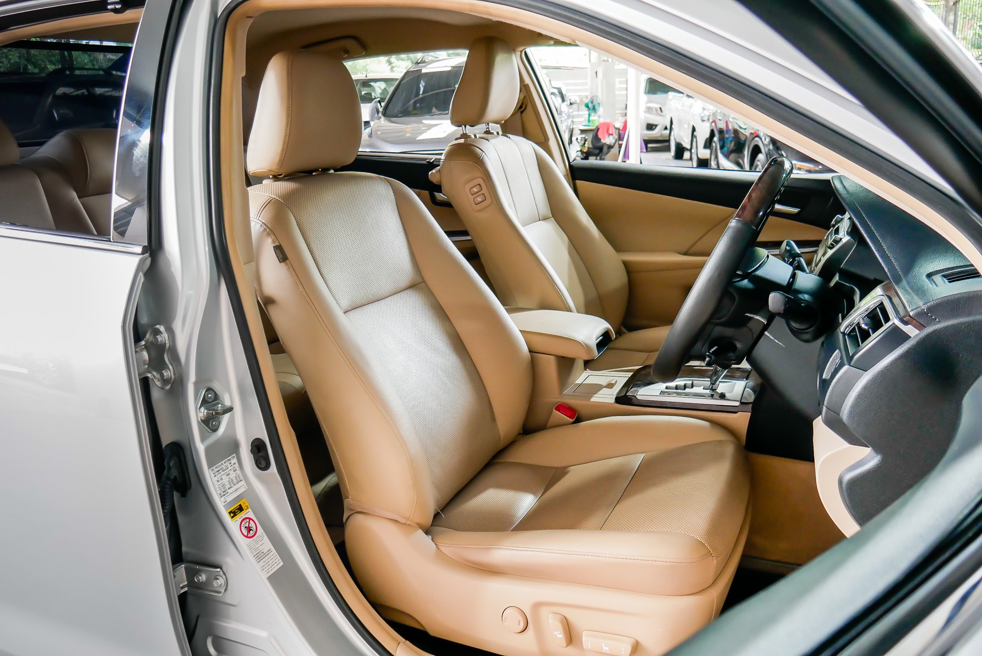 TOYOTA CAMRY 2.5 HV MP3 ปี 2012 สีเทา (รูปที่ 7)