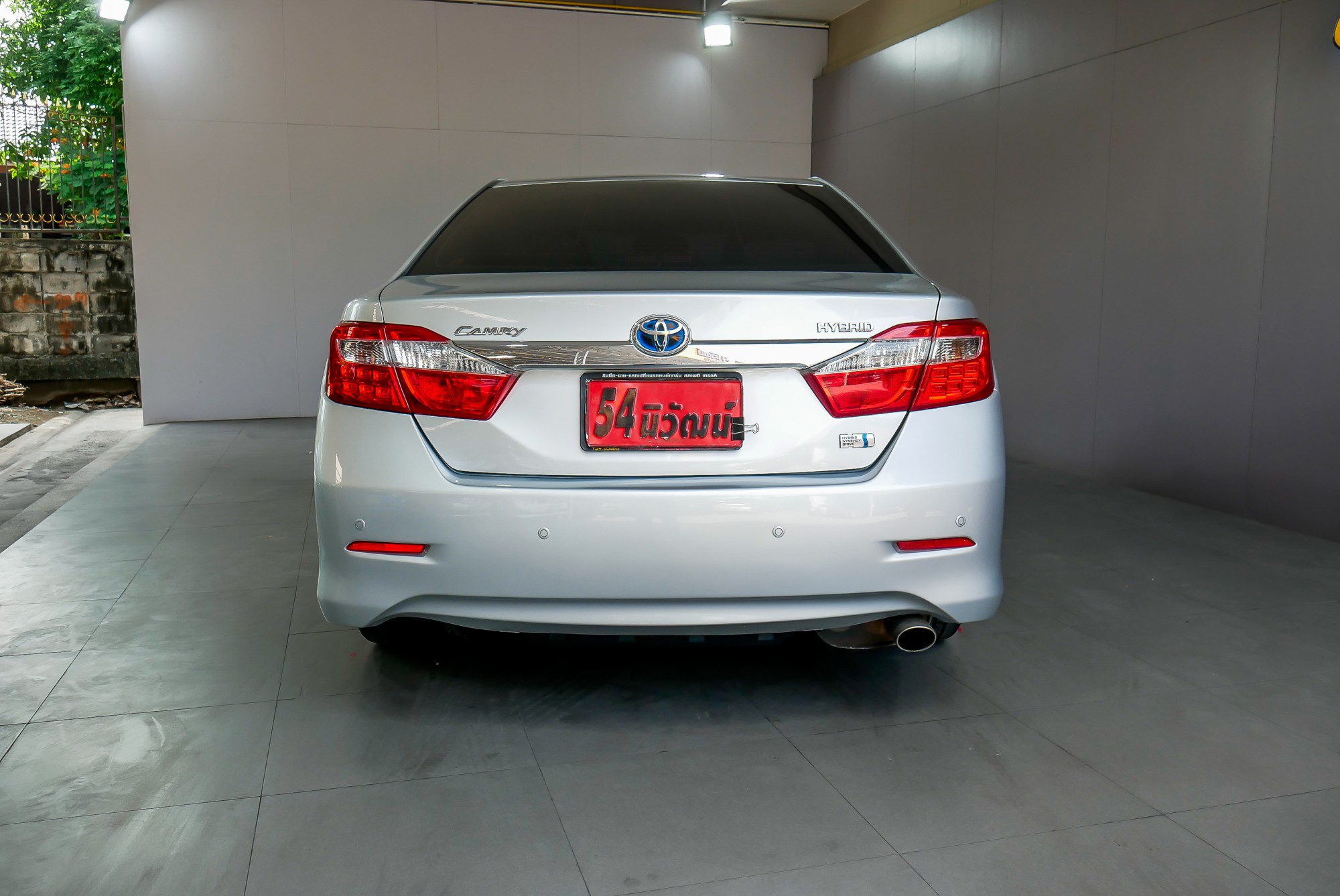 TOYOTA CAMRY 2.5 HV MP3 ปี 2012 สีเทา