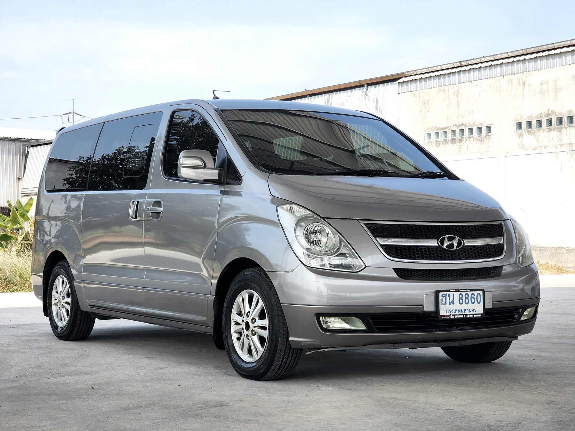 Hyundai H1 2.5 DELUXE A/T ดีเซล ปี 2011 (รูปที่ 3)