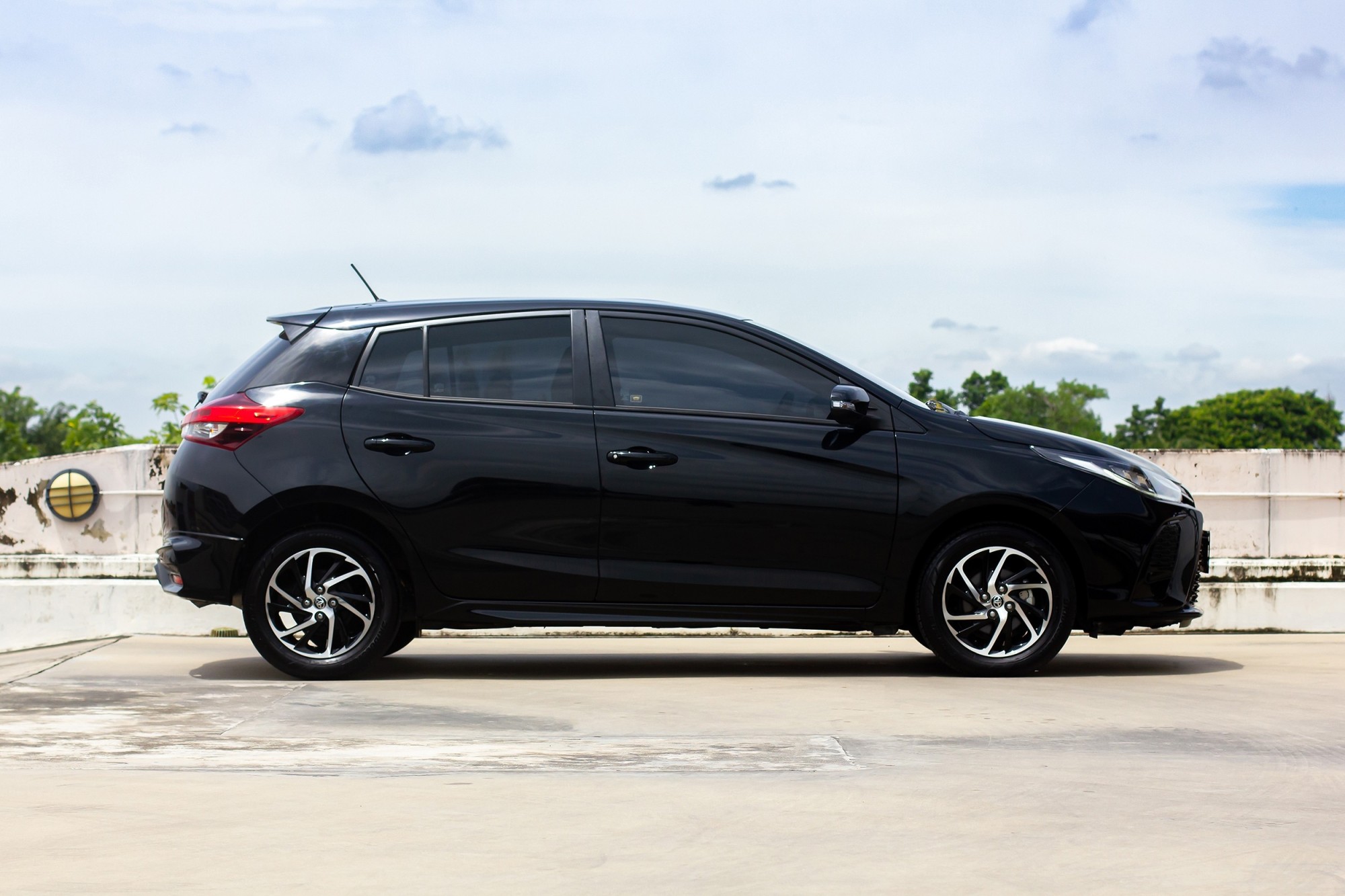 TOYOTA YARIS 1.2 Sport Hatchback A/T ปี 2022 ไมล์ 4,000 กม. (รูปที่ 10)