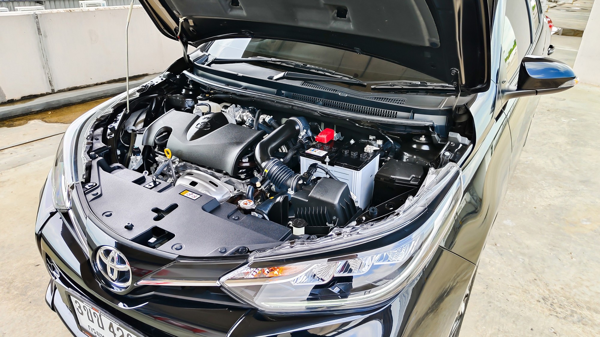 TOYOTA YARIS 1.2 Sport Hatchback A/T ปี 2022 ไมล์ 4,000 กม. (รูปที่ 9)