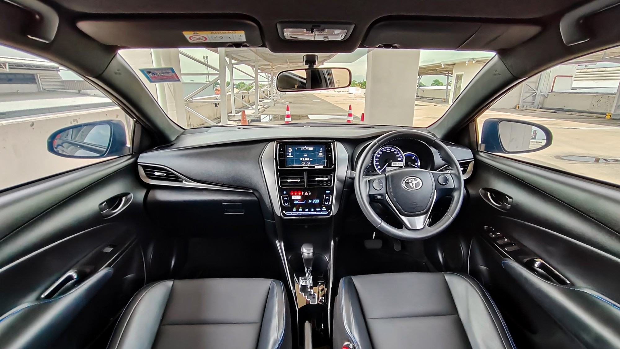 TOYOTA YARIS 1.2 Sport Hatchback A/T ปี 2022 ไมล์ 4,000 กม. (รูปที่ 7)