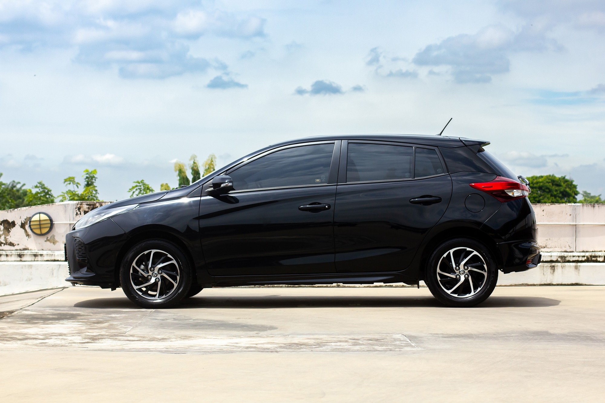 TOYOTA YARIS 1.2 Sport Hatchback A/T ปี 2022 ไมล์ 4,000 กม. (รูปที่ 11)