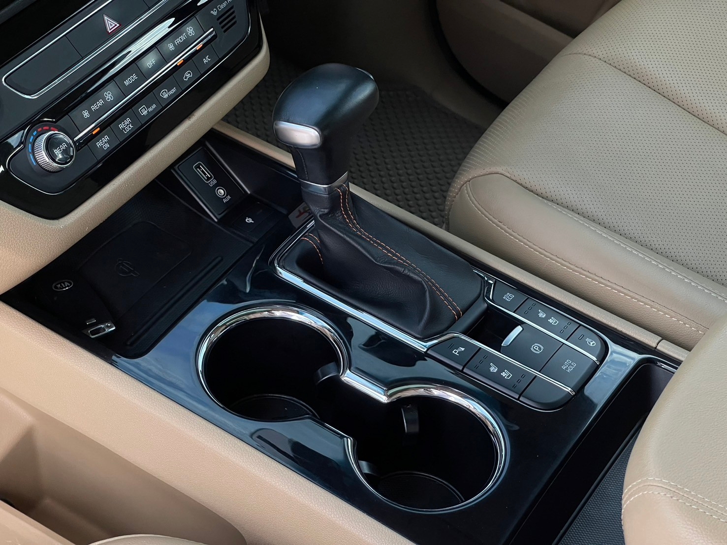 KIA Grand Carnival SXL MNC ปี 2018 จด 2019 Mileage: 80,xxx km (รูปที่ 5)