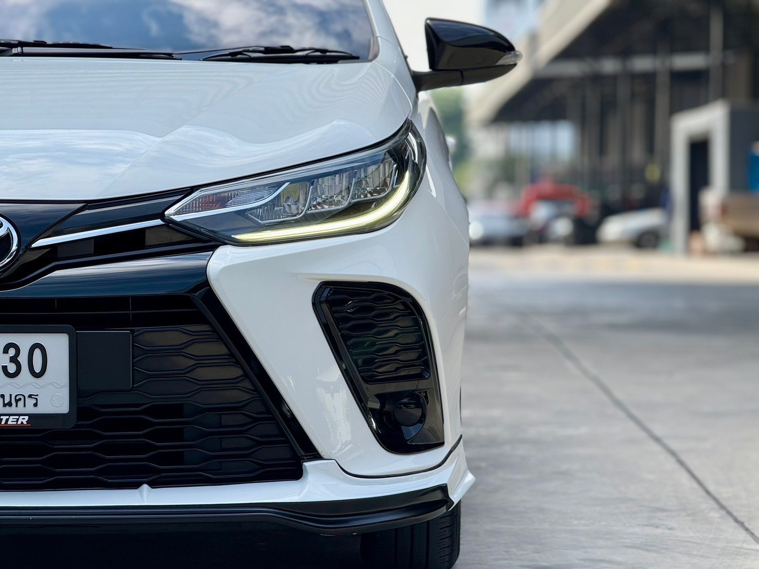 Toyota Yaris 1.2 Sport ปี 2023 auto ไมล์ 1 หมื่น (รูปที่ 11)