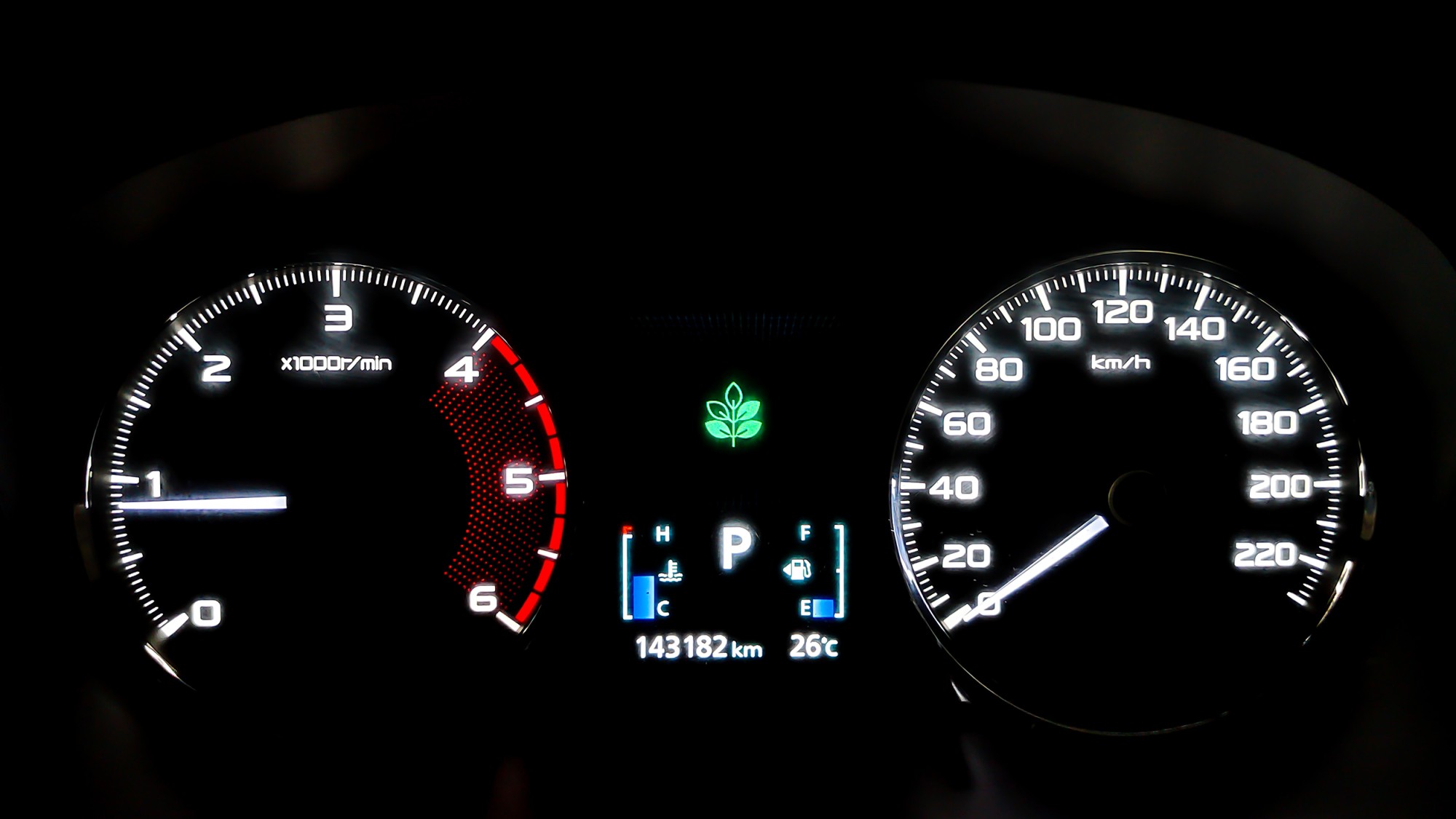 MITSUBISHI PAJERO SPORT 2.4GT 2WD A/T ปี 2015 จด 2016 (รูปที่ 2)