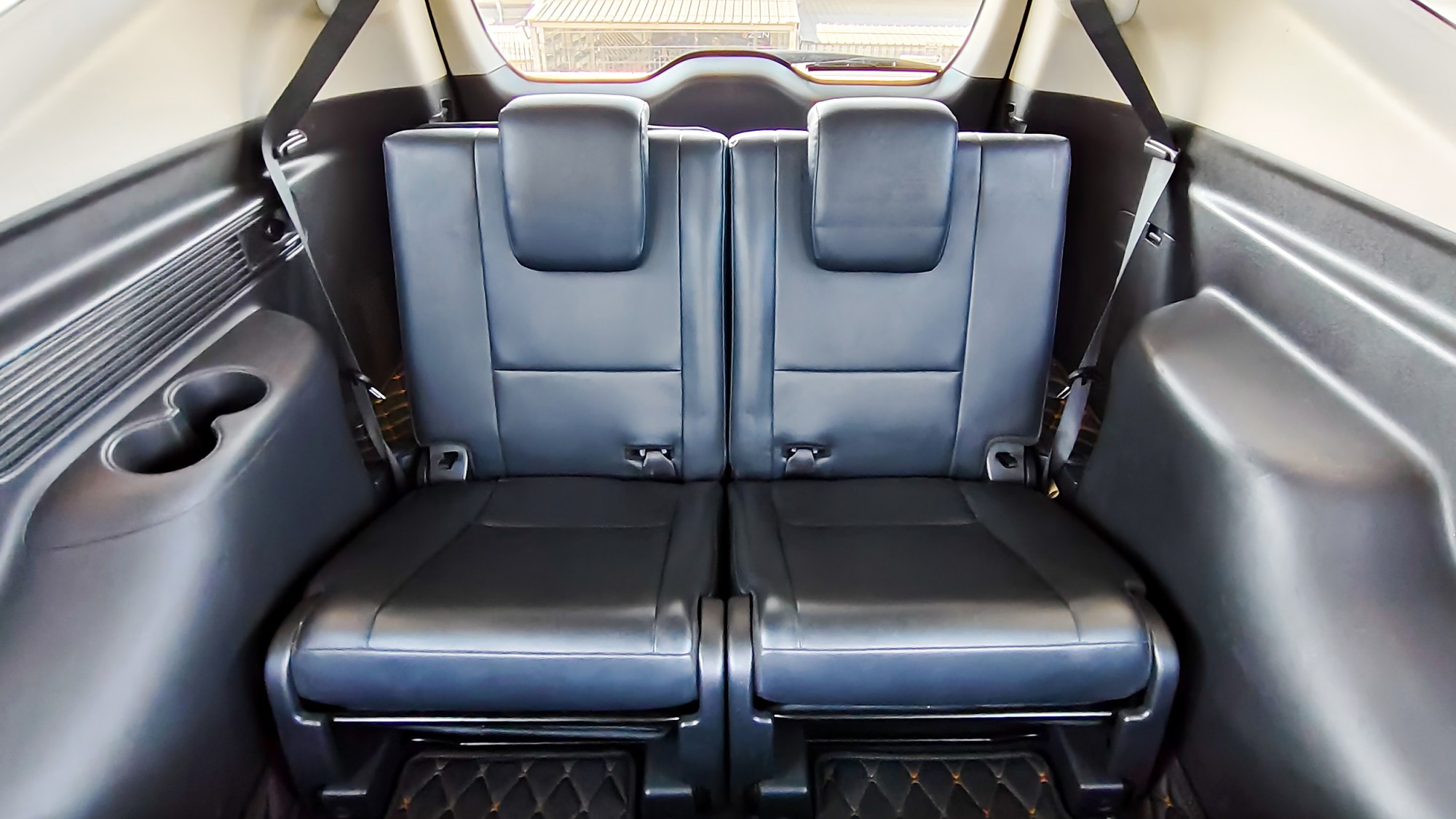 MITSUBISHI PAJERO SPORT 2.4GT 2WD A/T ปี 2015 จด 2016 (รูปที่ 3)