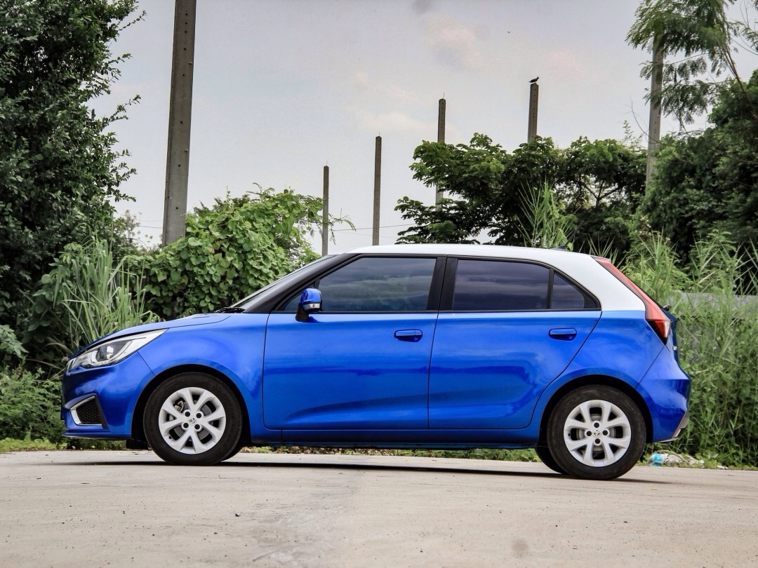 2020 MG MG3 สีน้ำเงิน (รูปที่ 2)