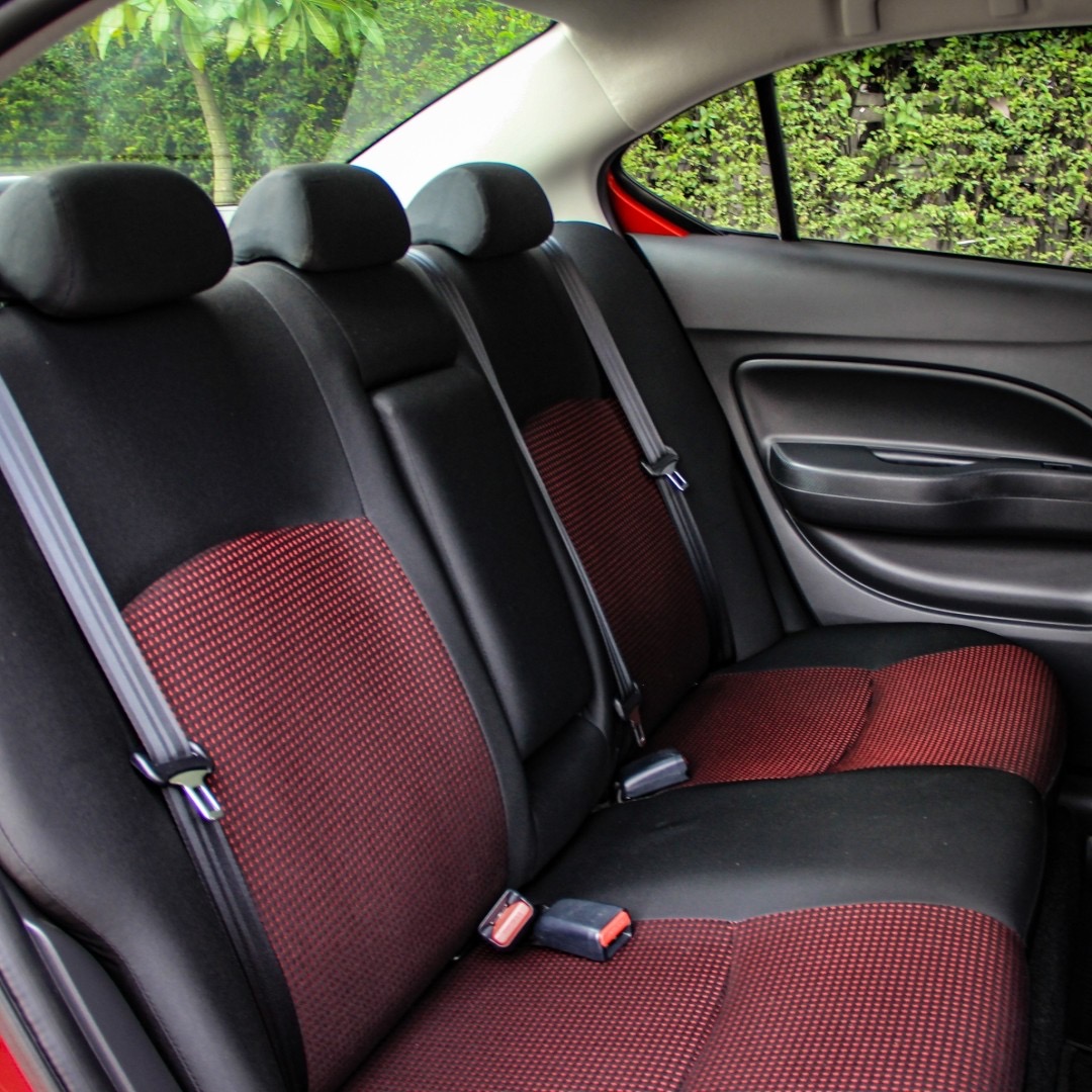 2022 Mitsubishi Attrage สีแดง (รูปที่ 11)