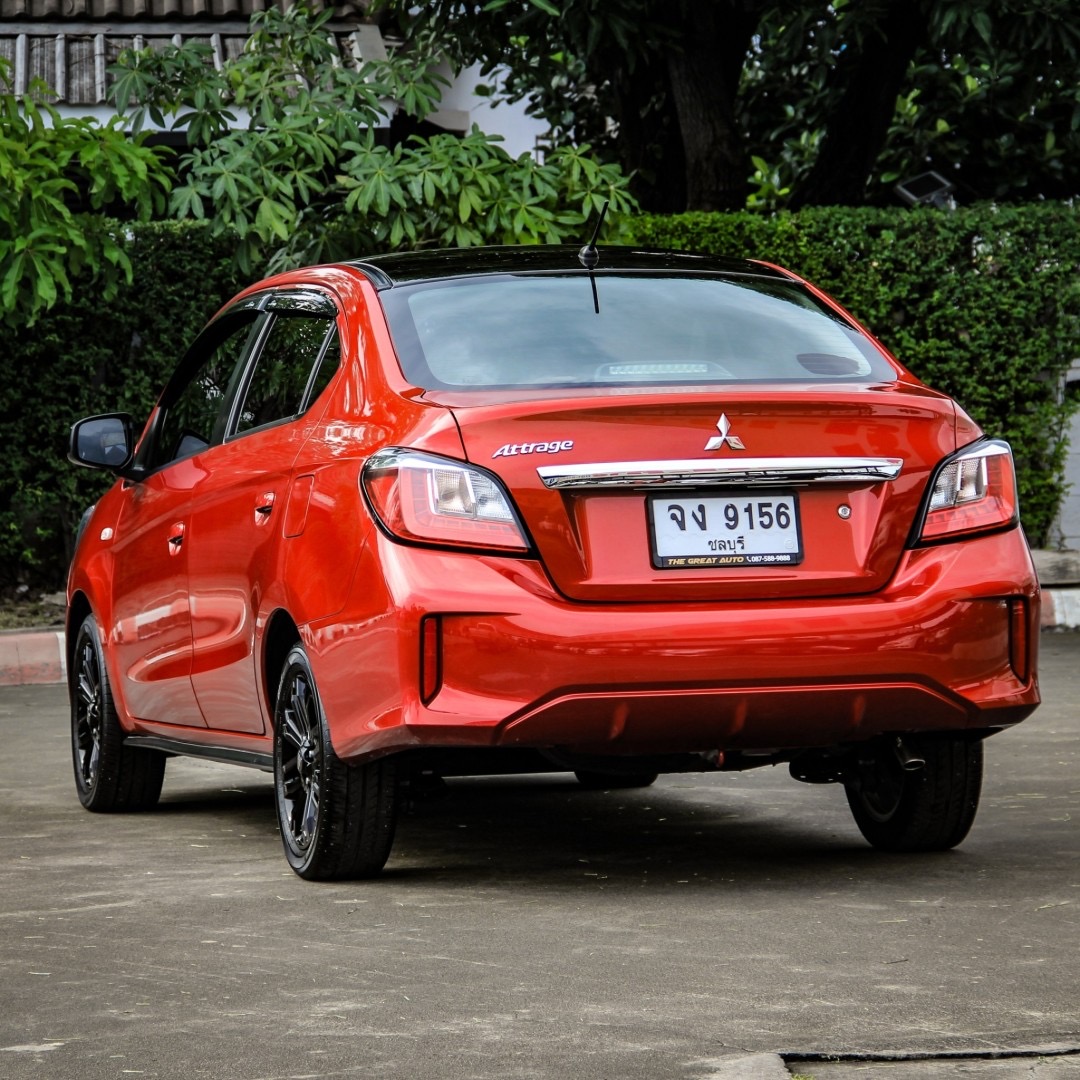 2022 Mitsubishi Attrage สีแดง (รูปที่ 4)
