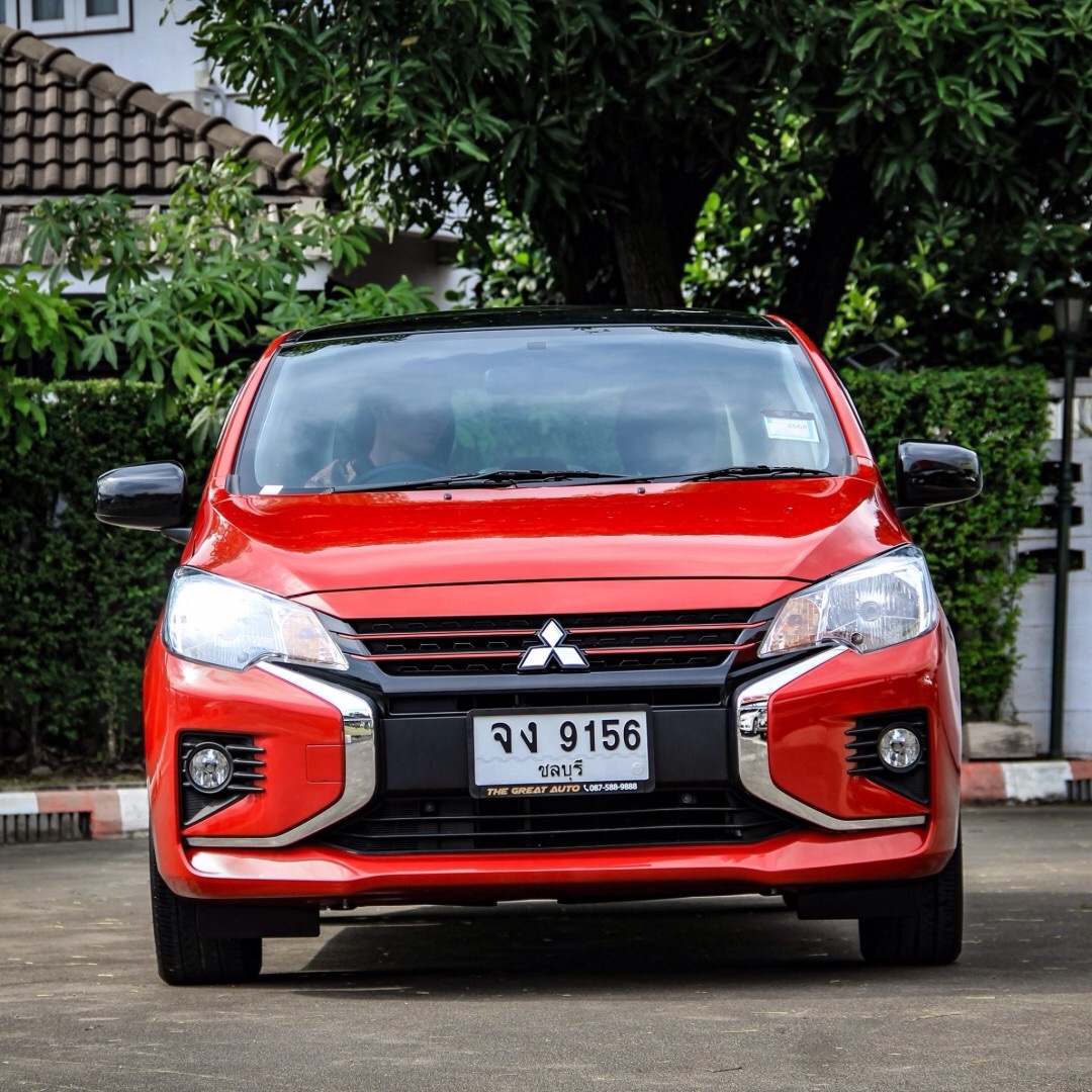 2022 Mitsubishi Attrage สีแดง (รูปที่ 2)