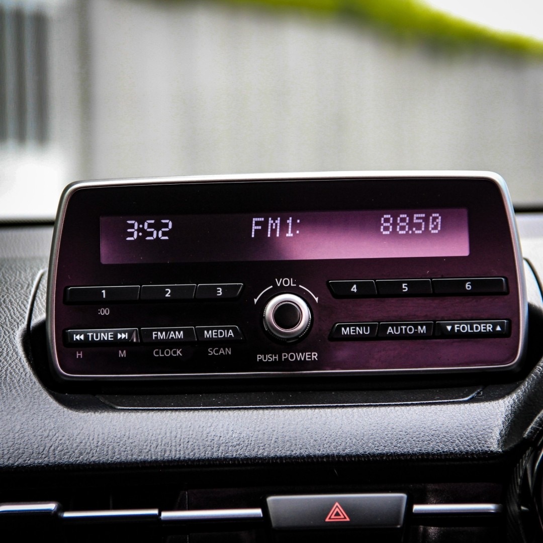 2020 Mazda 2 Sedan (4 ประตู) สีน้ำตาล (รูปที่ 13)