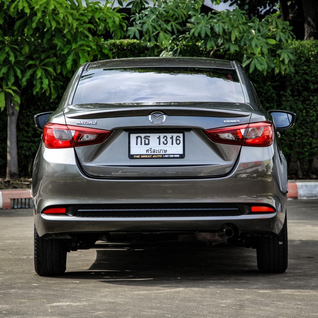 2020 Mazda 2 Sedan (4 ประตู) สีน้ำตาล (รูปที่ 9)