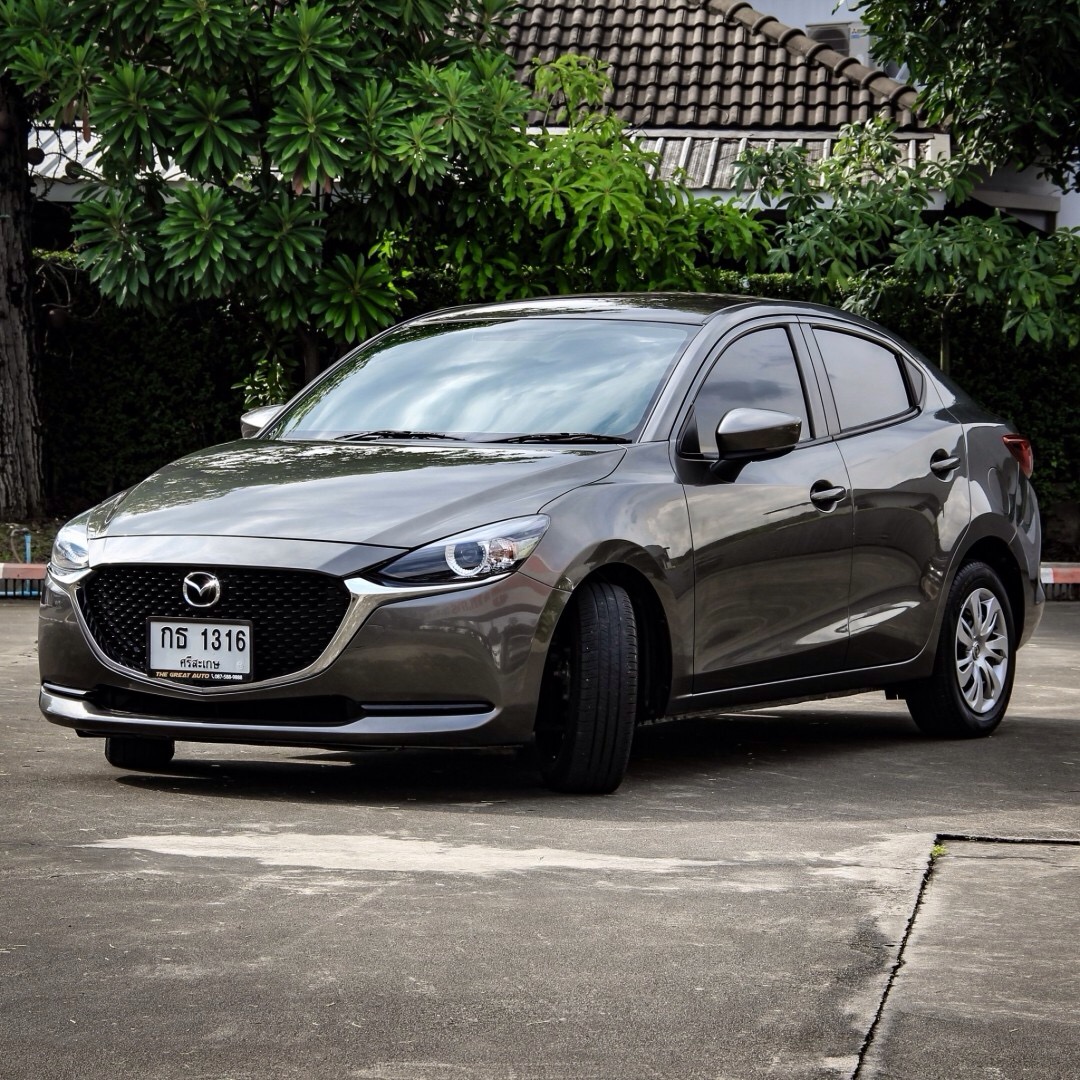 2020 Mazda 2 Sedan (4 ประตู) สีน้ำตาล