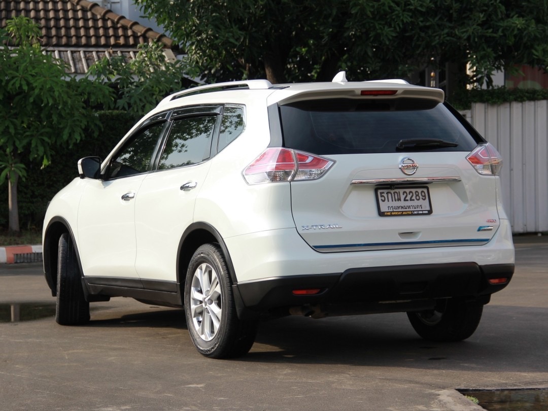2016 Nissan X-trail สีขาว (รูปที่ 7)