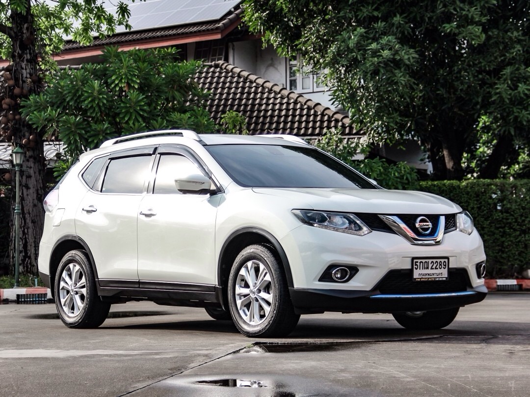 2016 Nissan X-trail สีขาว (รูปที่ 3)